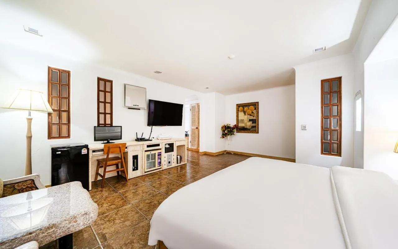 Bed in Asan Paradise