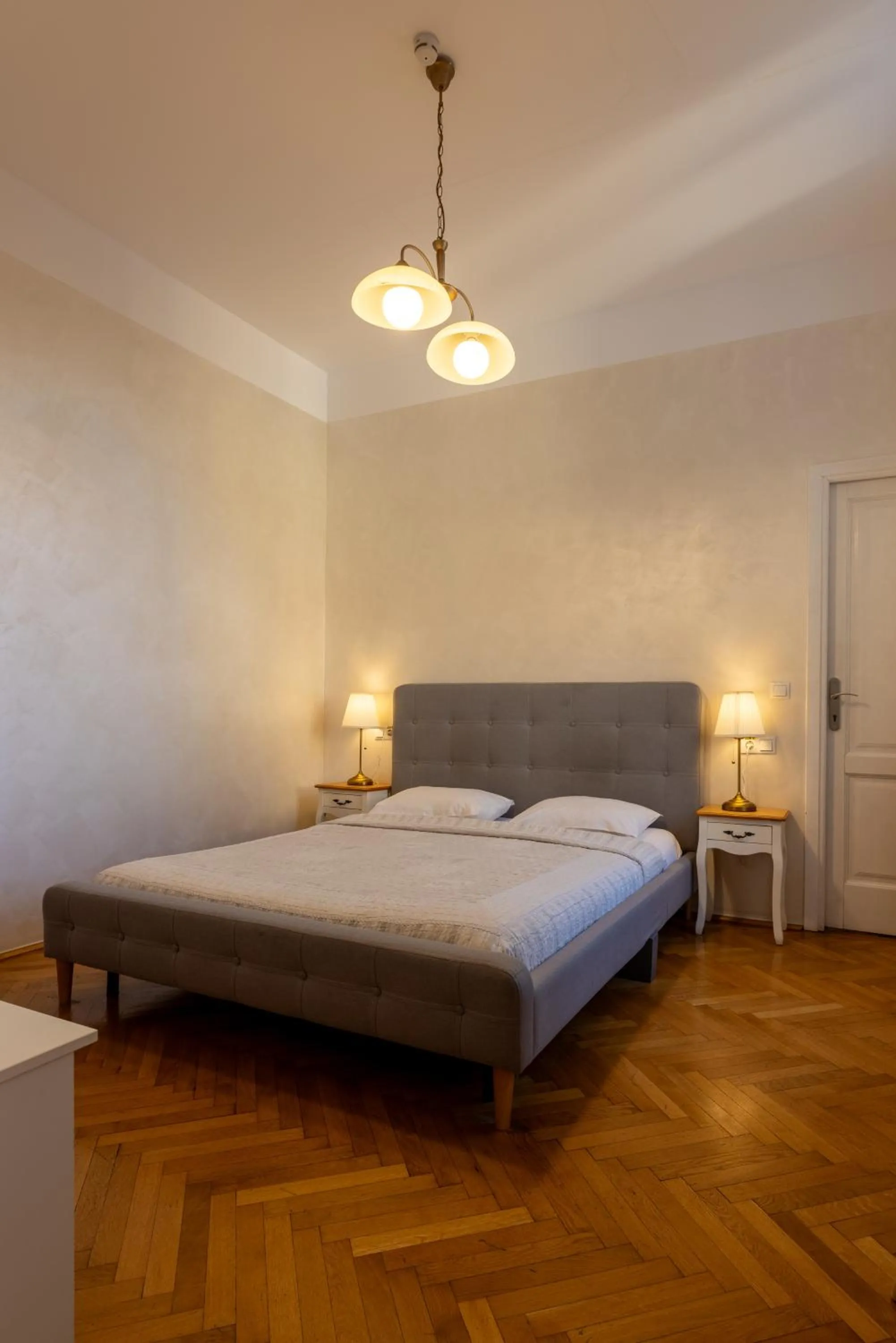 Photo of the whole room, Bed in Casa Balcescu