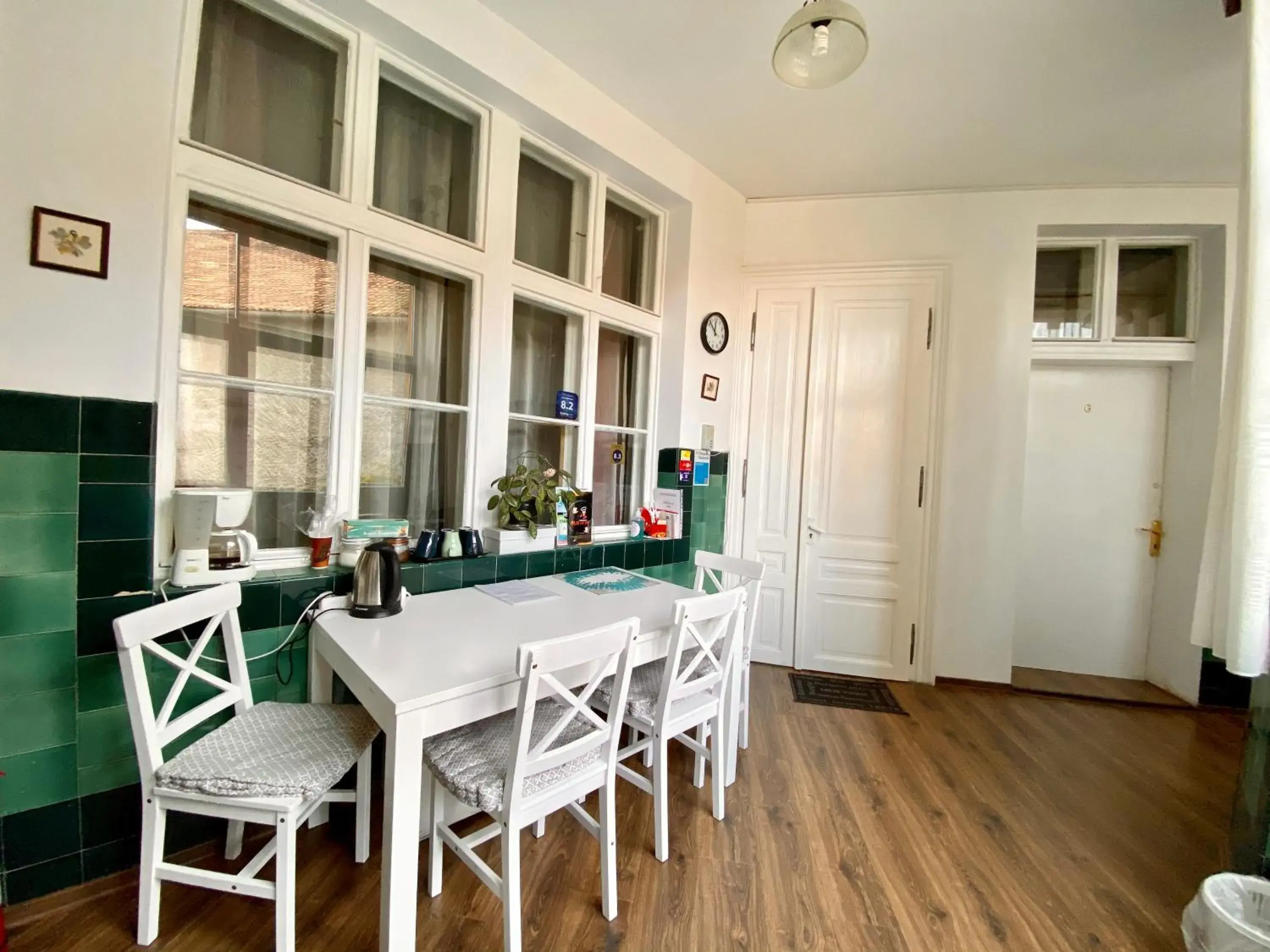 Two-Bedroom Apartment in Casa Balcescu Two-Bedroom Apartment in Casa Balcescu