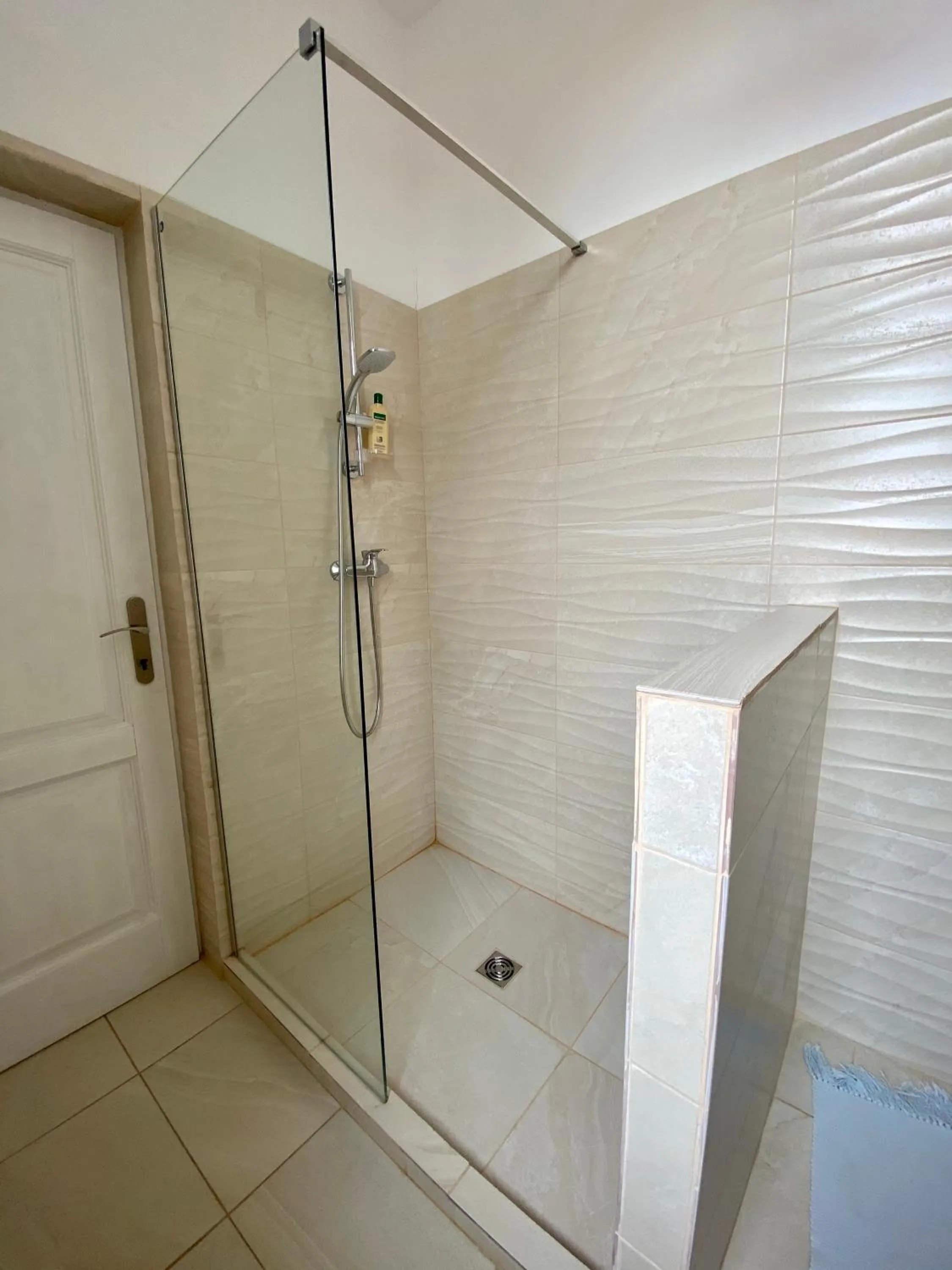 Bathroom in Casa Balcescu