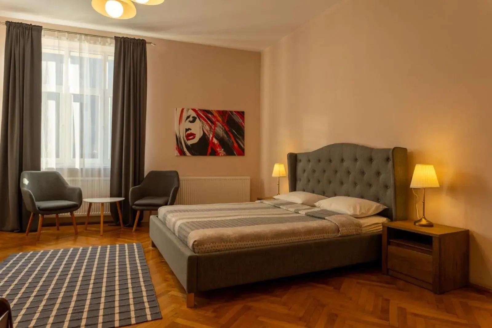 Quadruple Room with Private Bathroom in Casa Balcescu Quadruple Room with Private Bathroom in Casa Balcescu