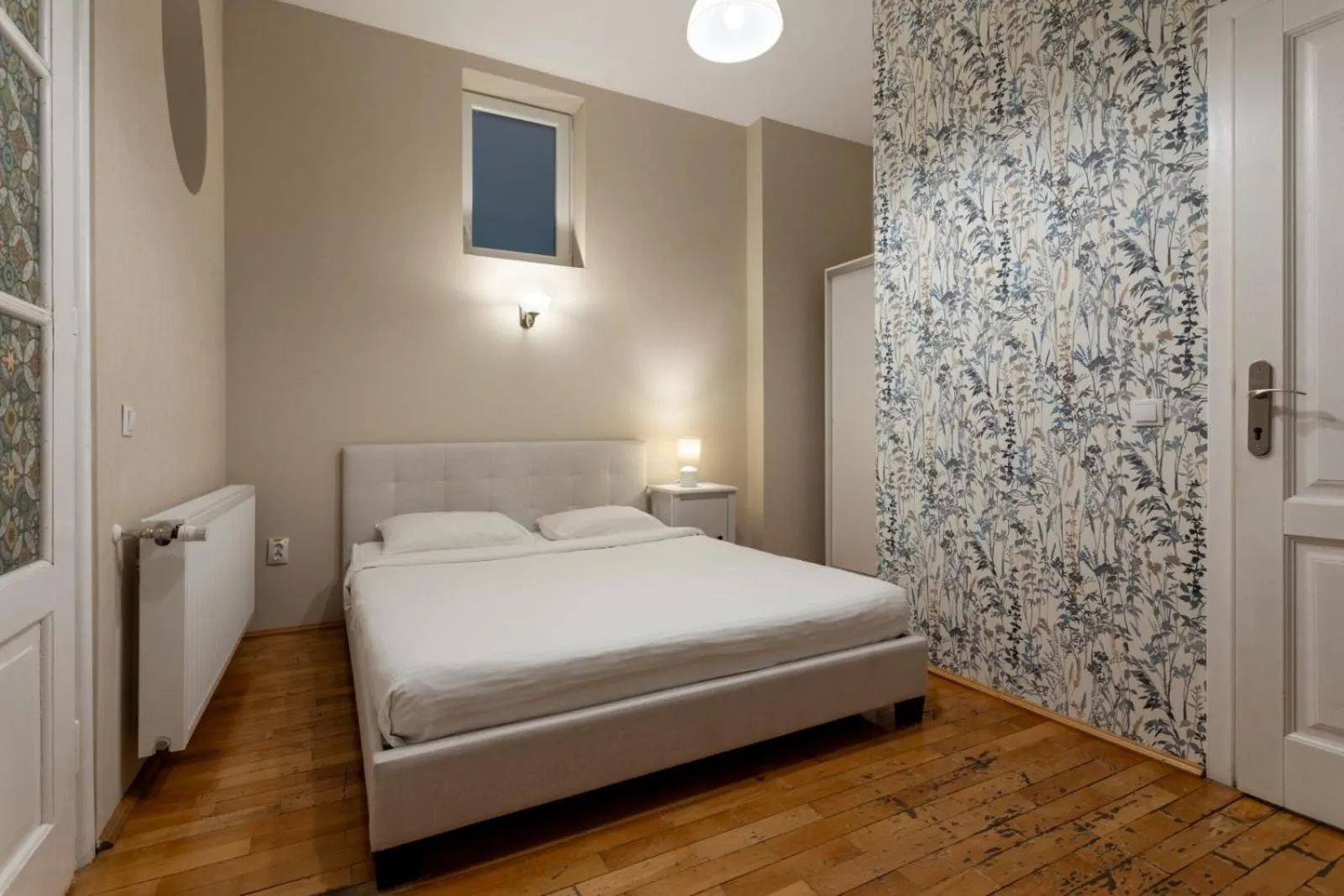 Photo of the whole room, Bed in Casa Balcescu