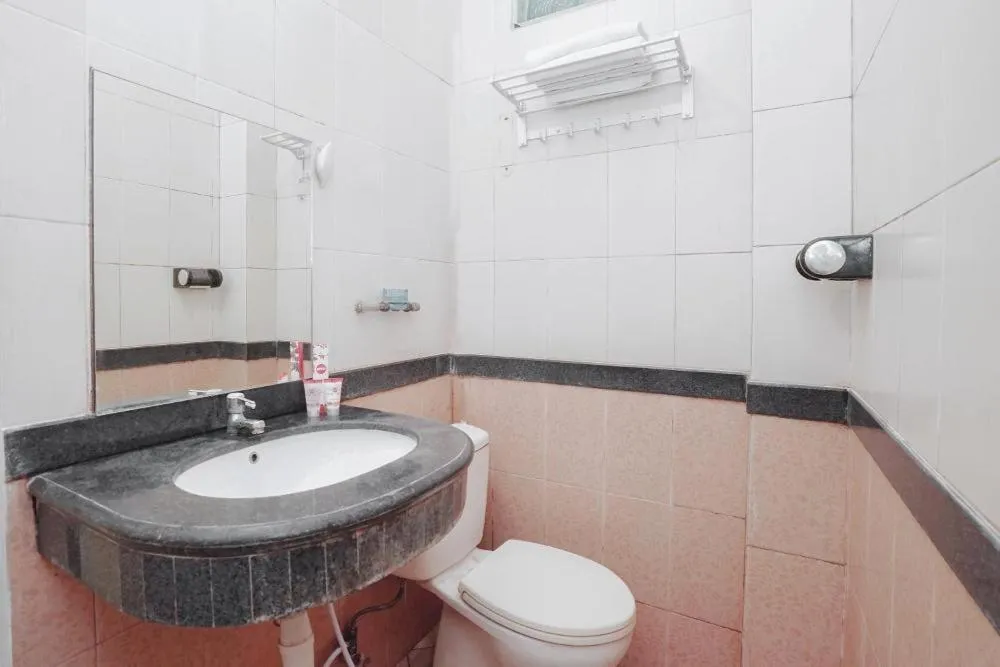 Shower in Angs residence