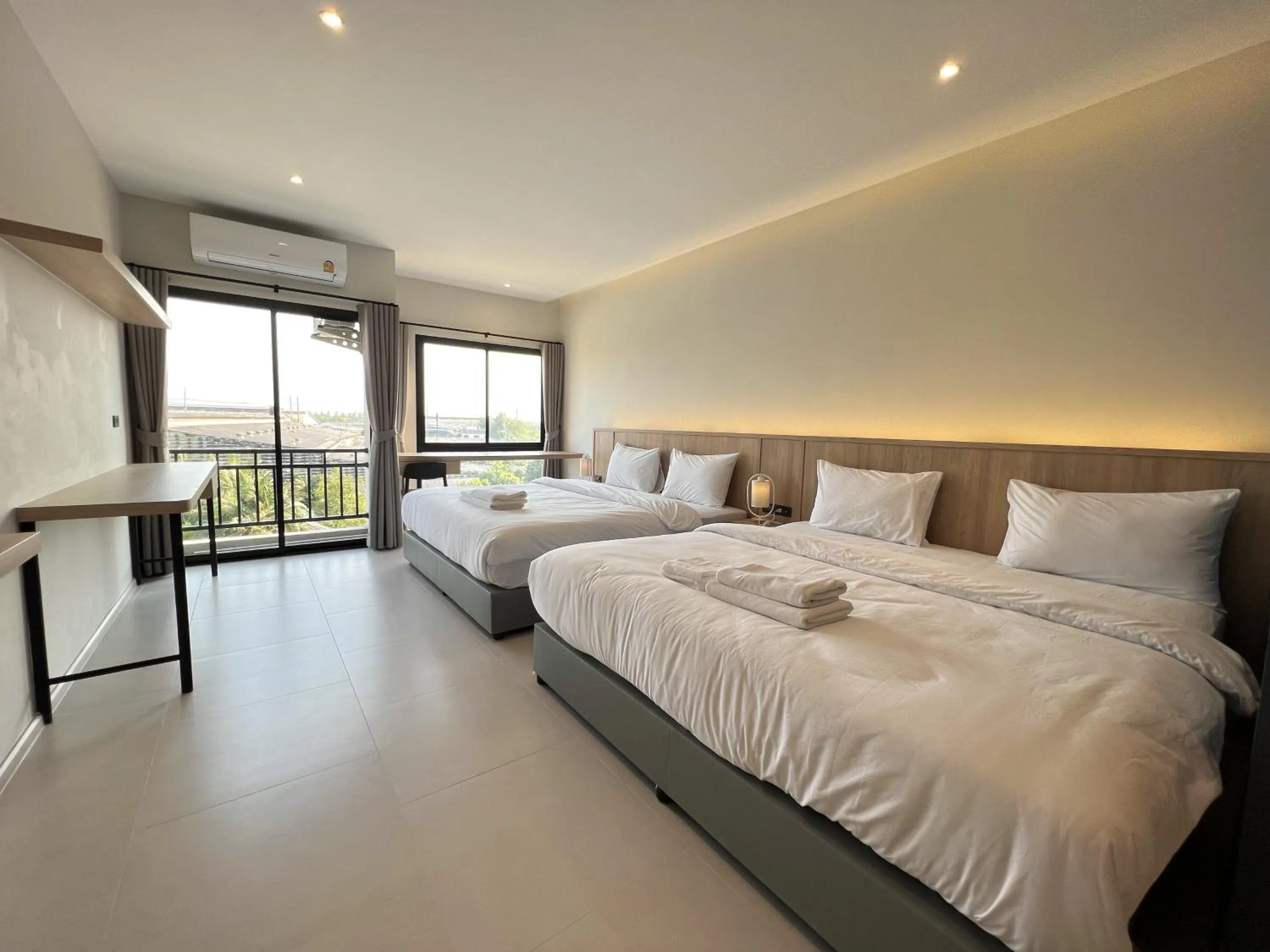 Photo of the whole room, Bed in The Way Hotel Ban Pong