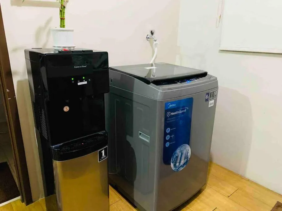 *Accessible 2BR condo close to SM Marikina/LRT 2*