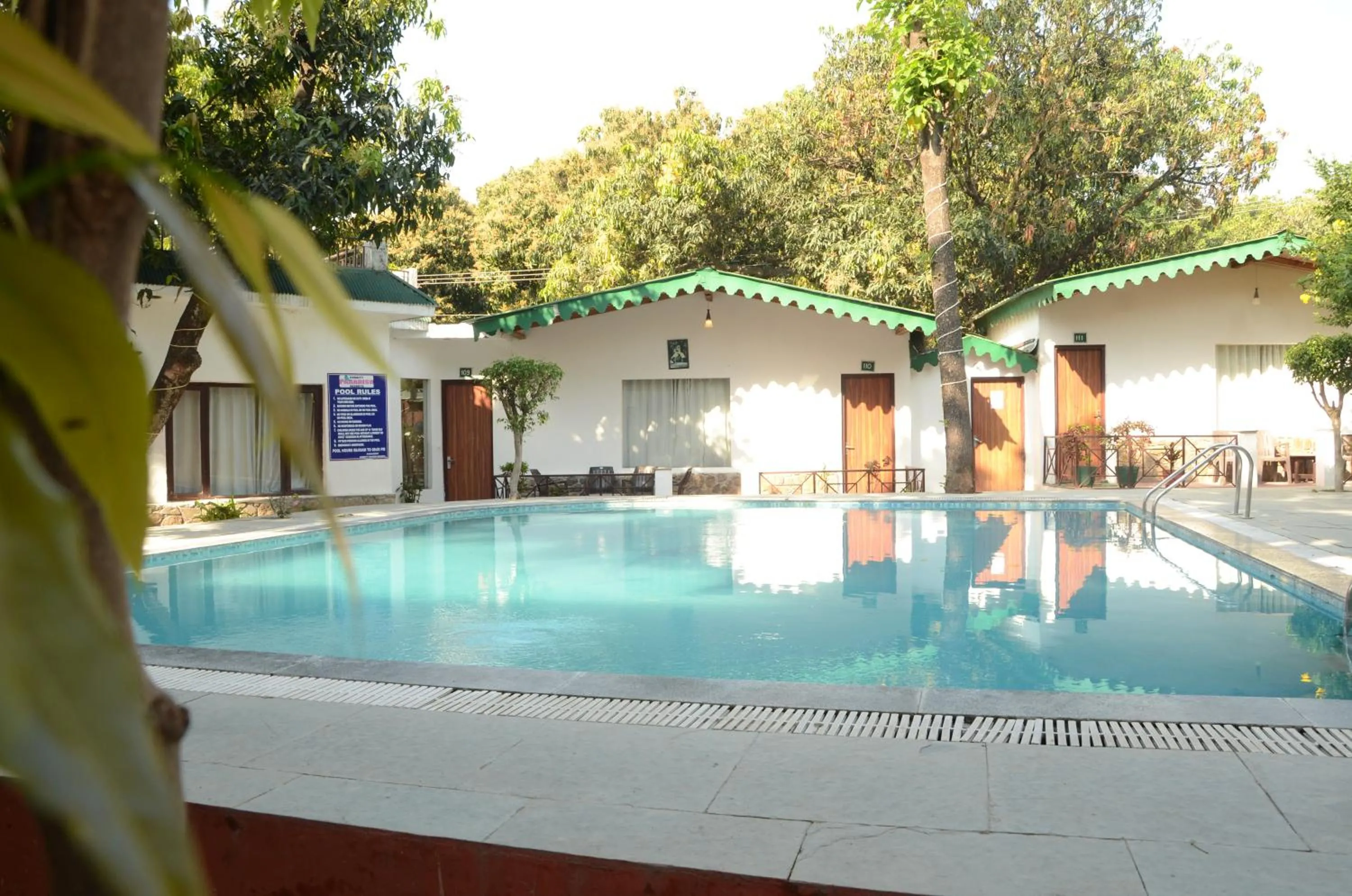 Swimming pool in Corbett Paradiso Resort Dikhuli