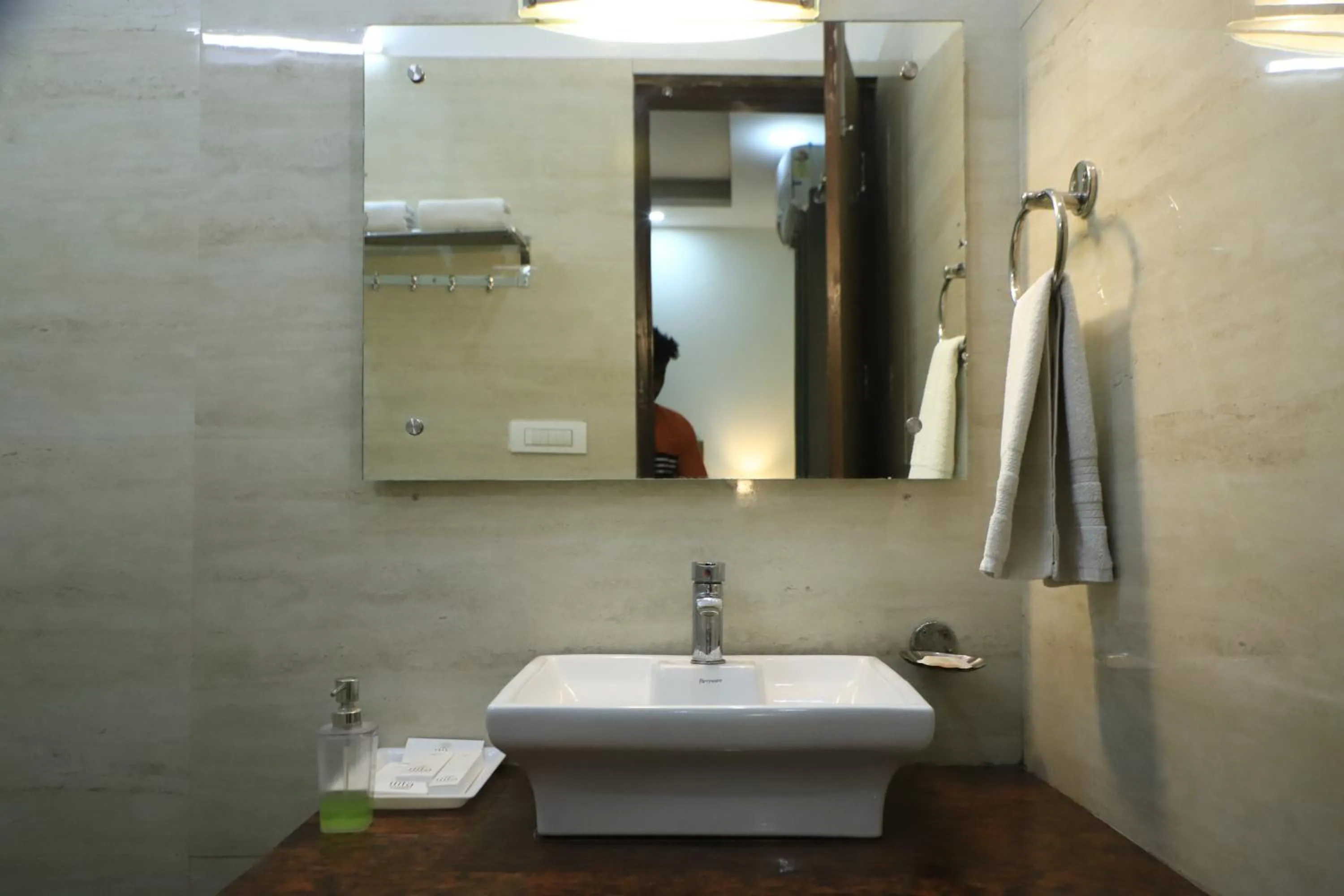 Bathroom in Corbett Paradiso Resort Dikhuli