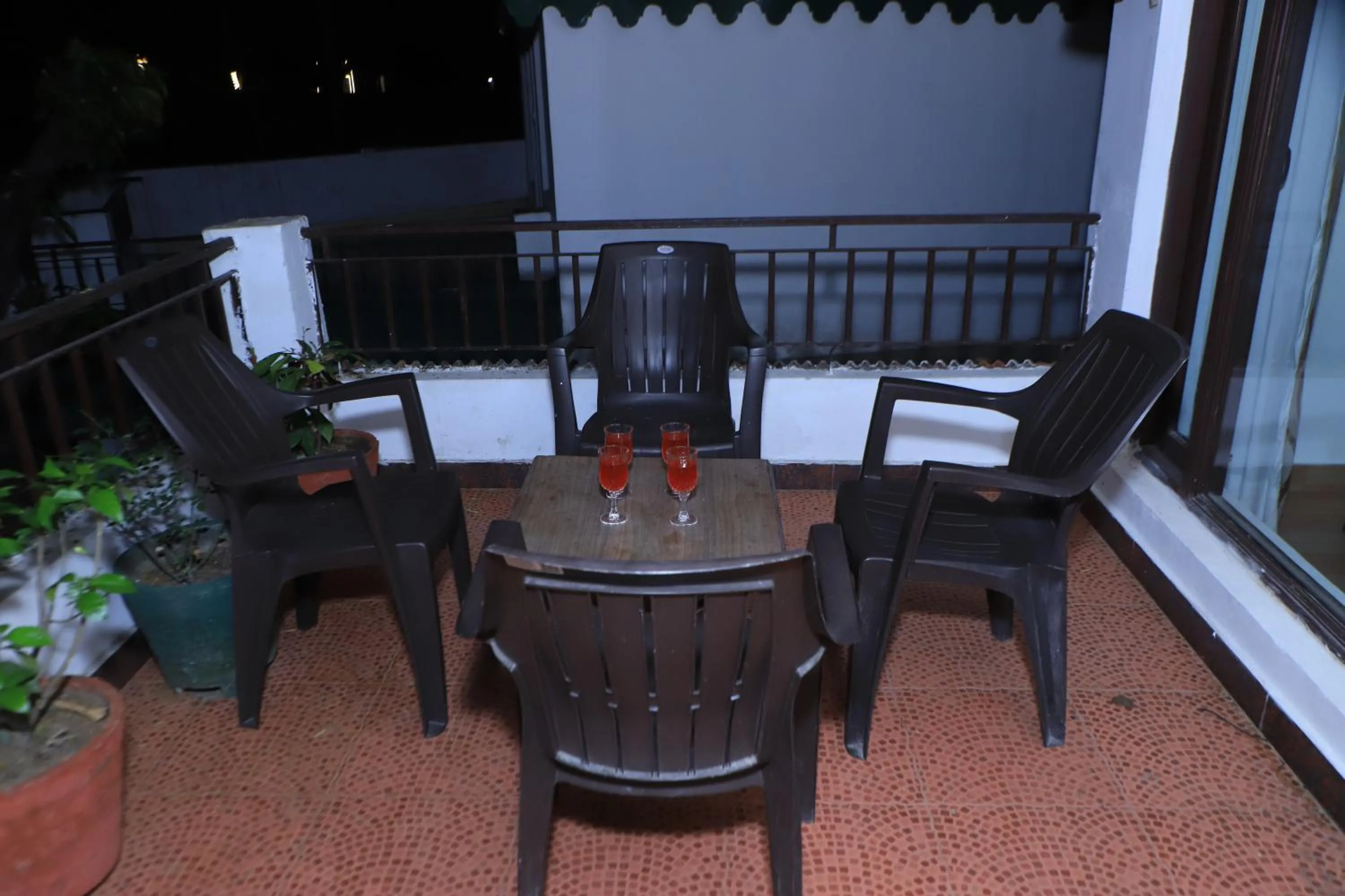 Night in Corbett Paradiso Resort Dikhuli