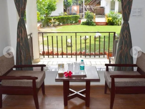 Seating area in Corbett Paradiso Resort Dikhuli