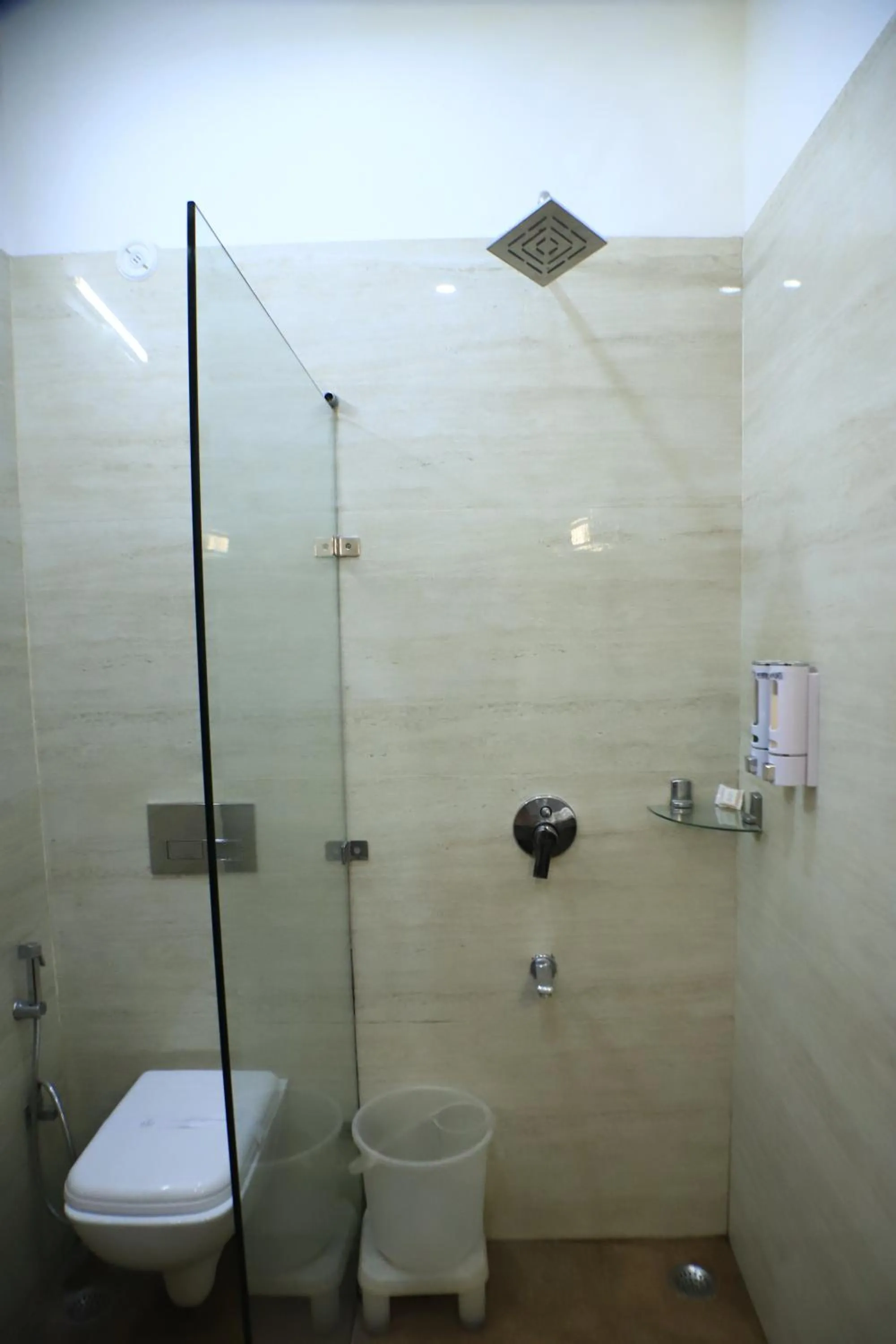 Bathroom in Corbett Paradiso Resort Dikhuli