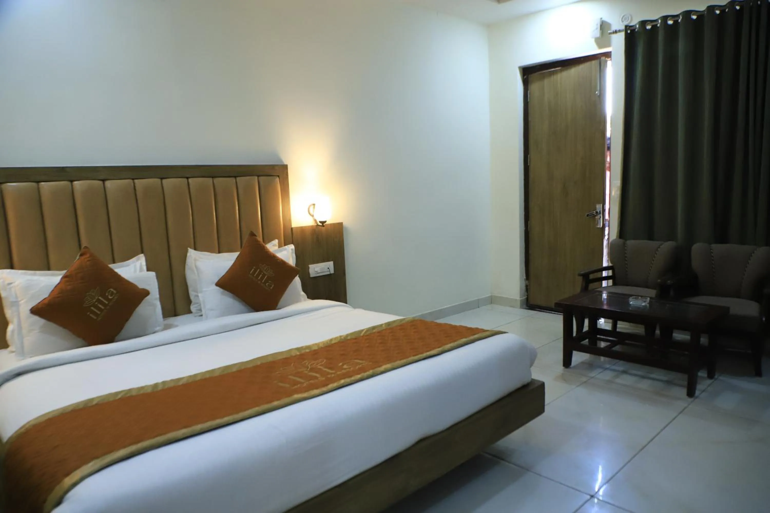 Bed in Corbett Paradiso Resort Dikhuli