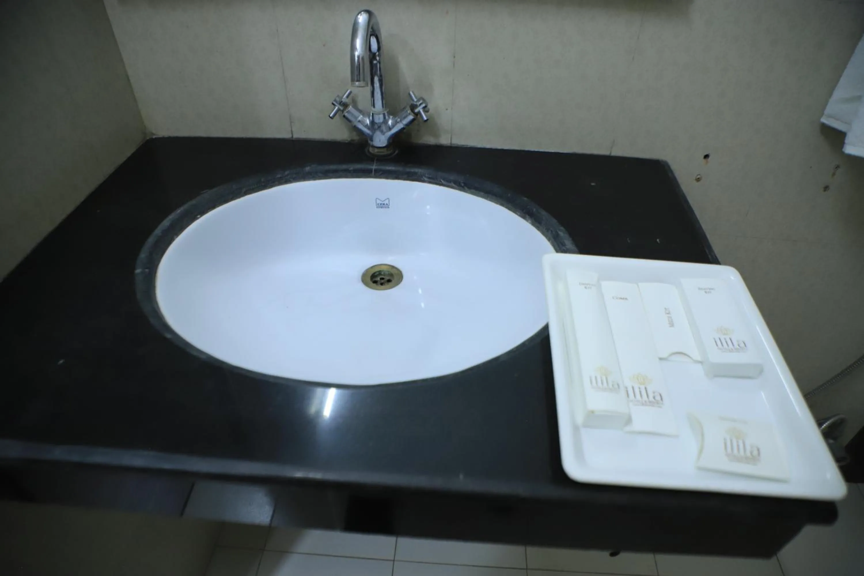 Bathroom in Corbett Paradiso Resort Dikhuli