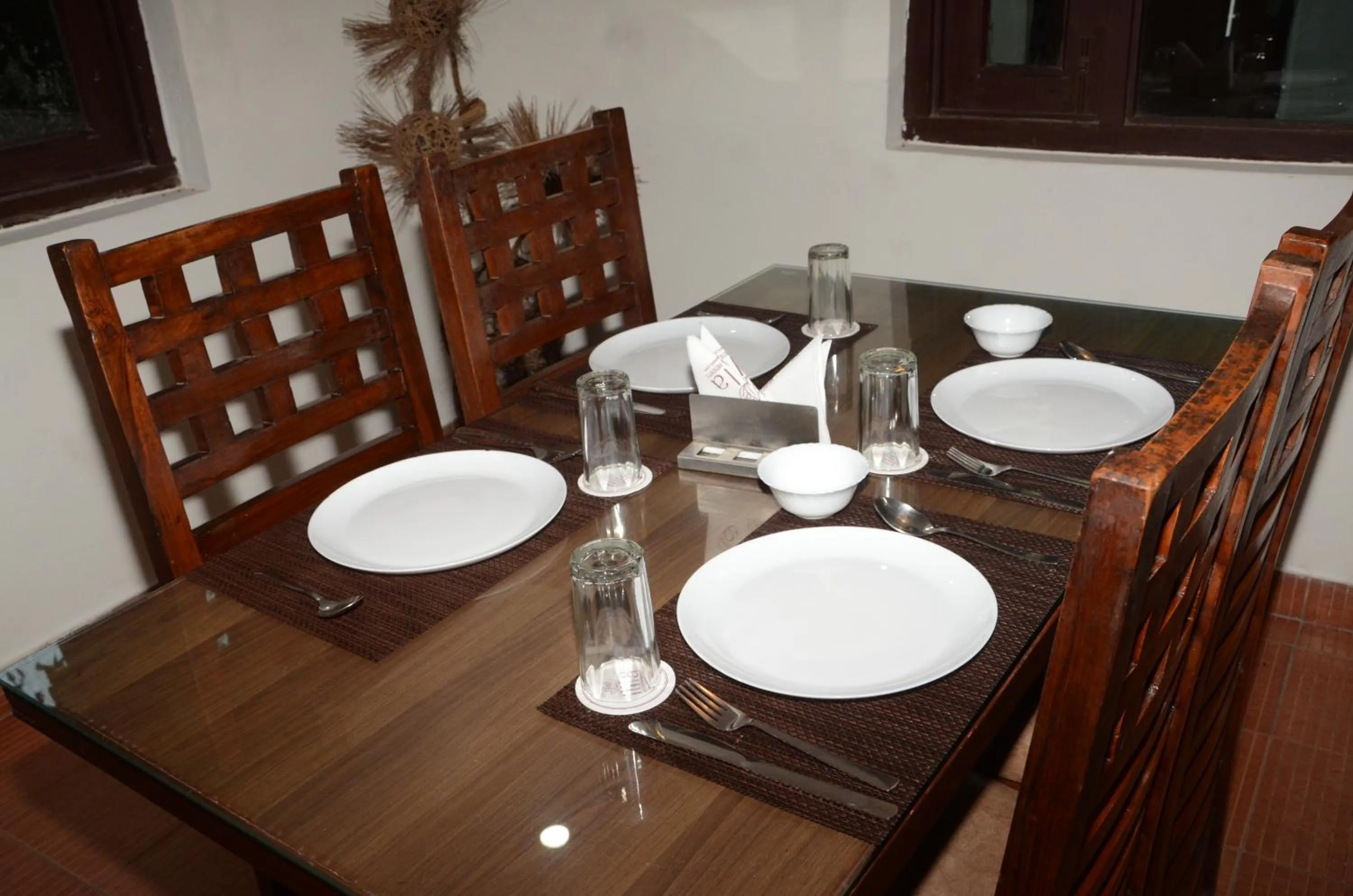 Dining area in Corbett Paradiso Resort Dikhuli