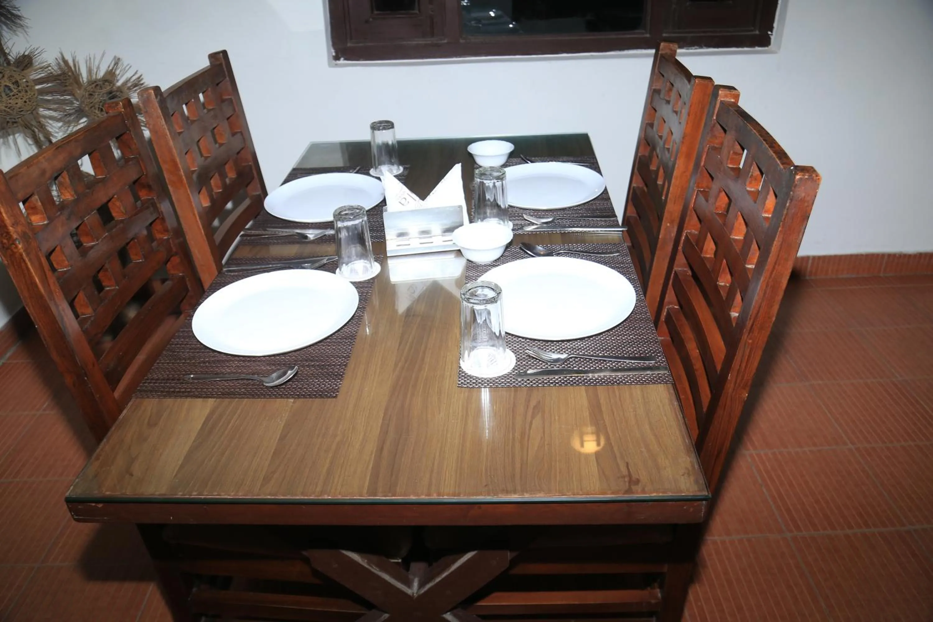 Dining area in Corbett Paradiso Resort Dikhuli