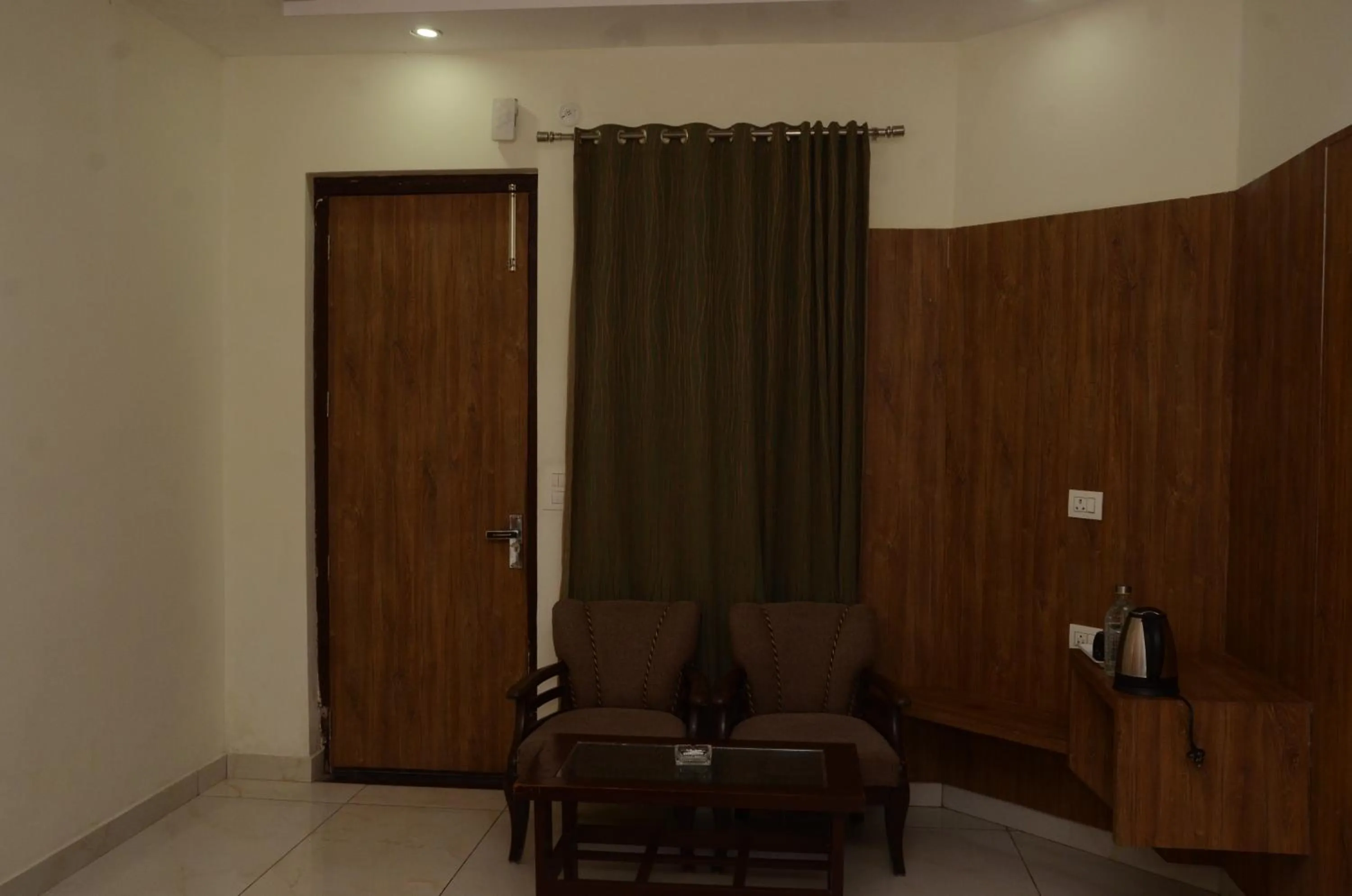 Seating area in Corbett Paradiso Resort Dikhuli