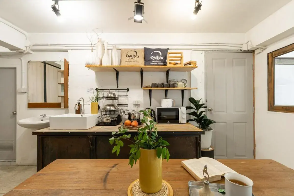 Kitchen or kitchenette in Near One Nimman 1 Bedroom in TownHouse Kitchen or kitchenette in Near One Nimman 1 Bedroom in TownHouse