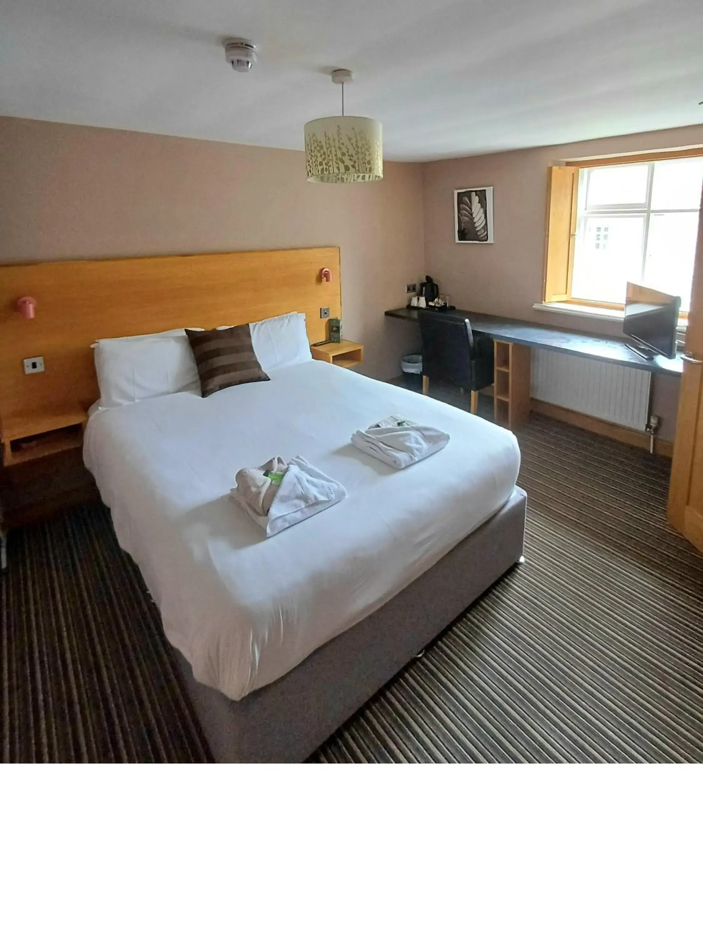 Budget Double Room in Northover Manor Hotel Budget Double Room in Northover Manor Hotel