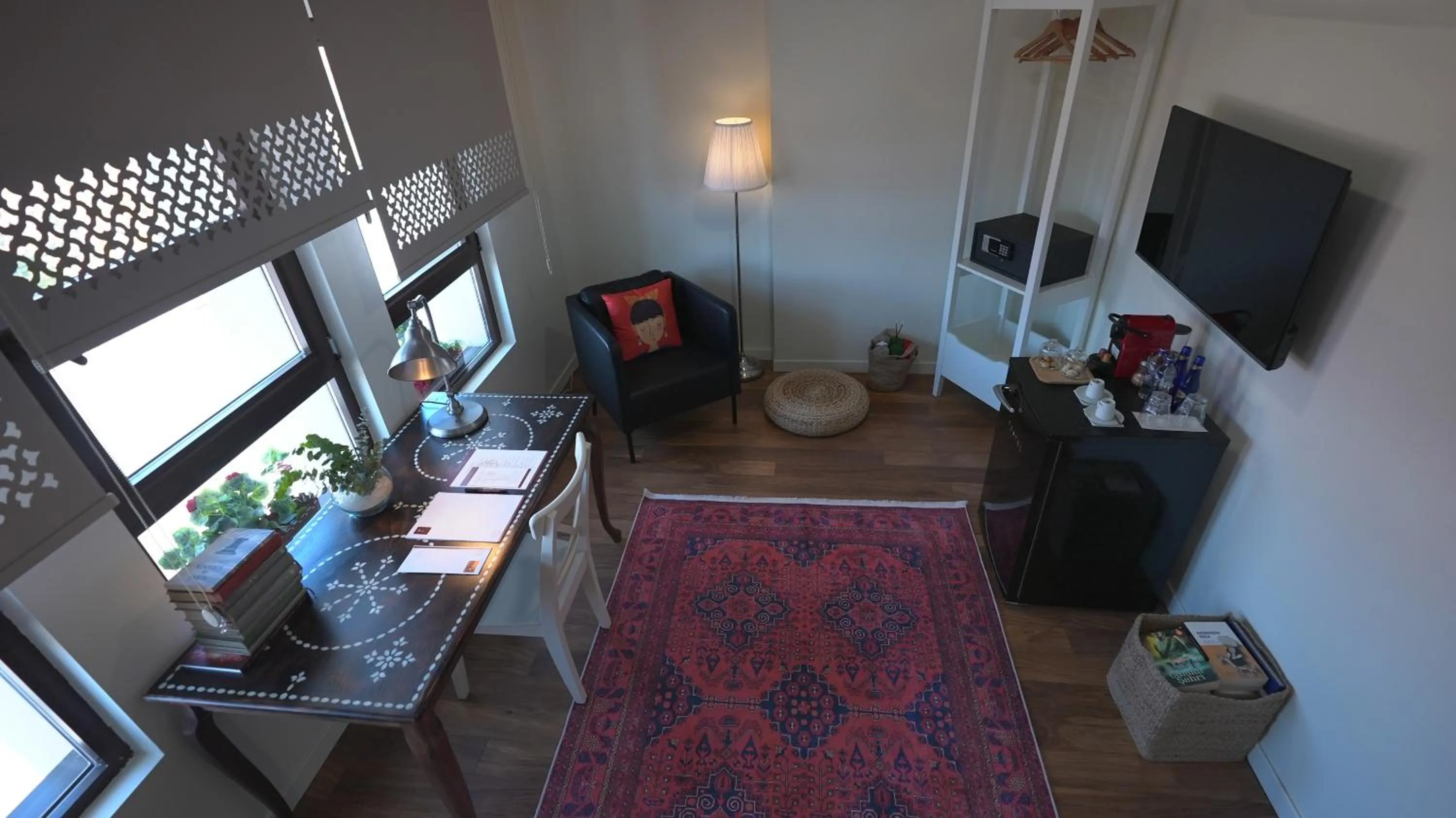 Living room in Pertevniyal Aziziye Hotel