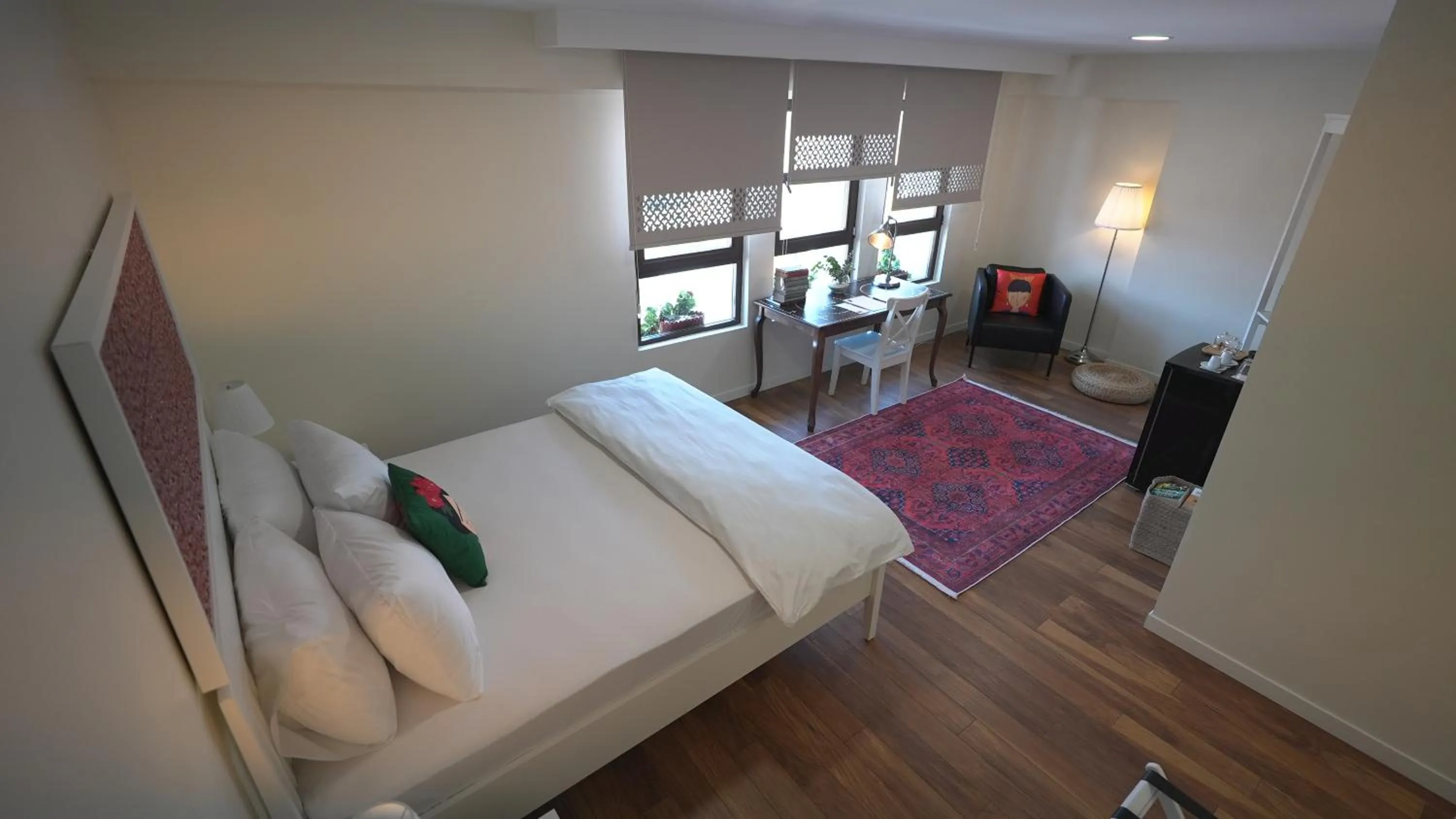 Bed in Pertevniyal Aziziye Hotel