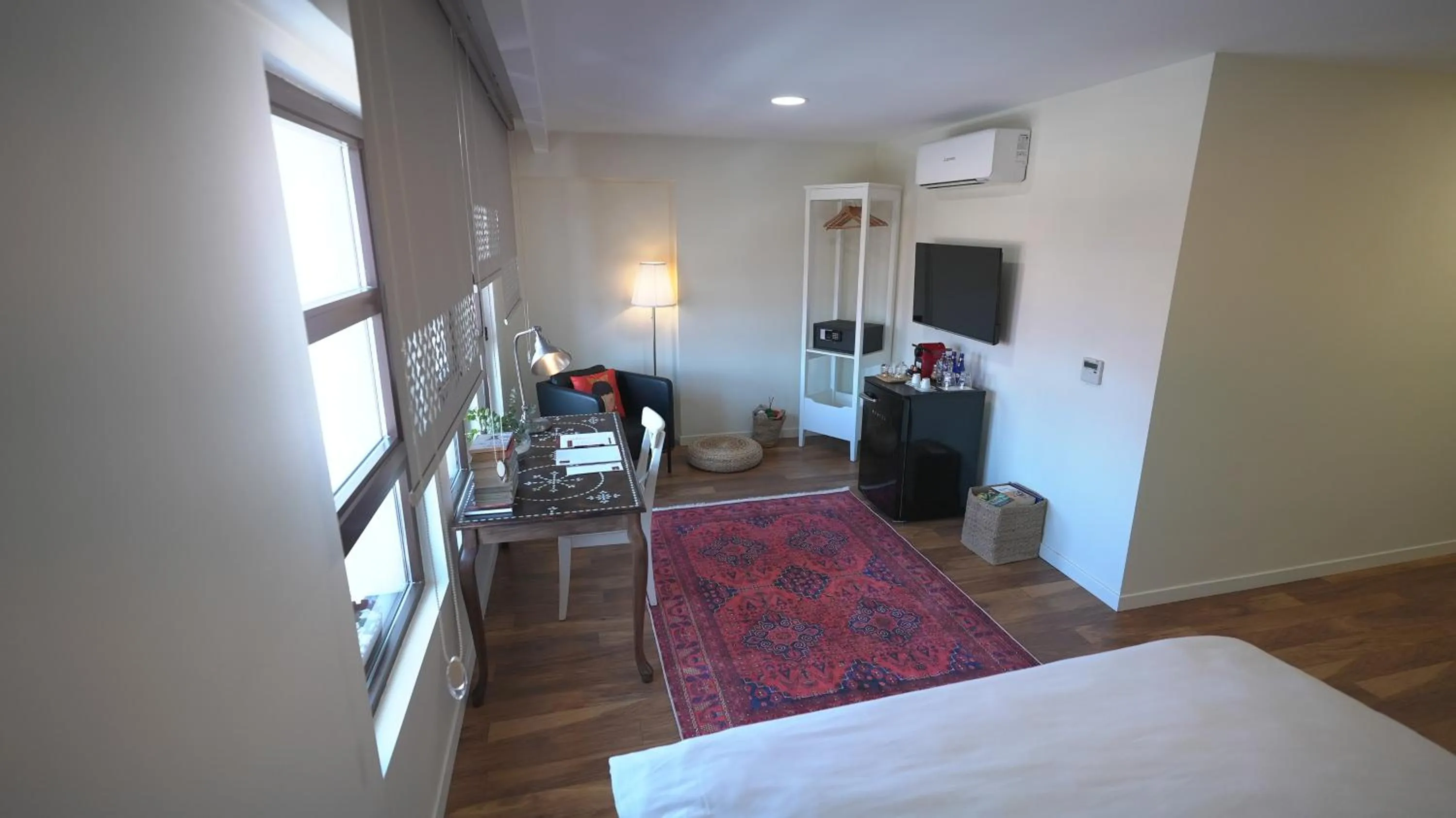 TV and multimedia, Bed in Pertevniyal Aziziye Hotel