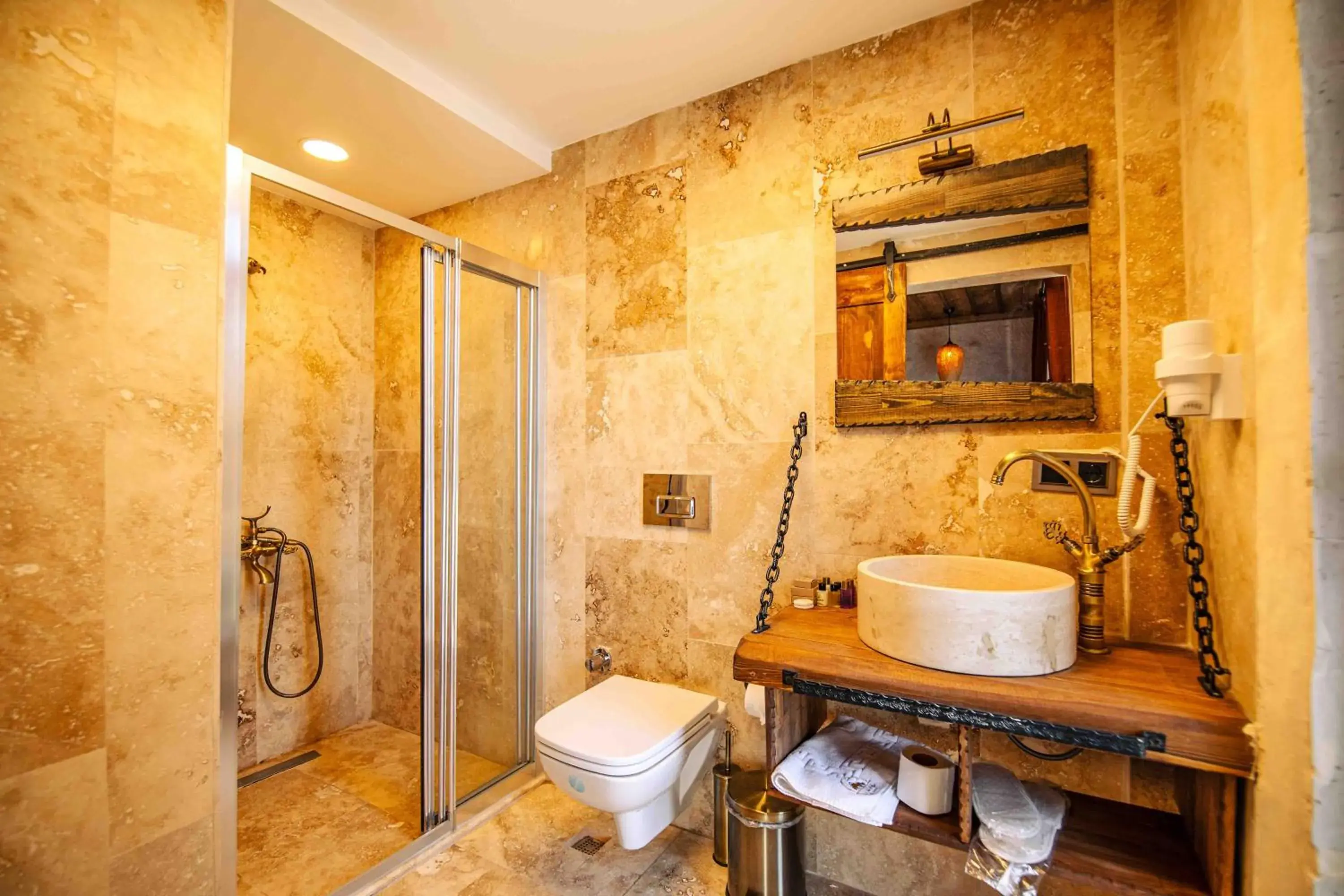 Deluxe Double or Twin Room in Alika Castle House Deluxe Double or Twin Room in Alika Castle House