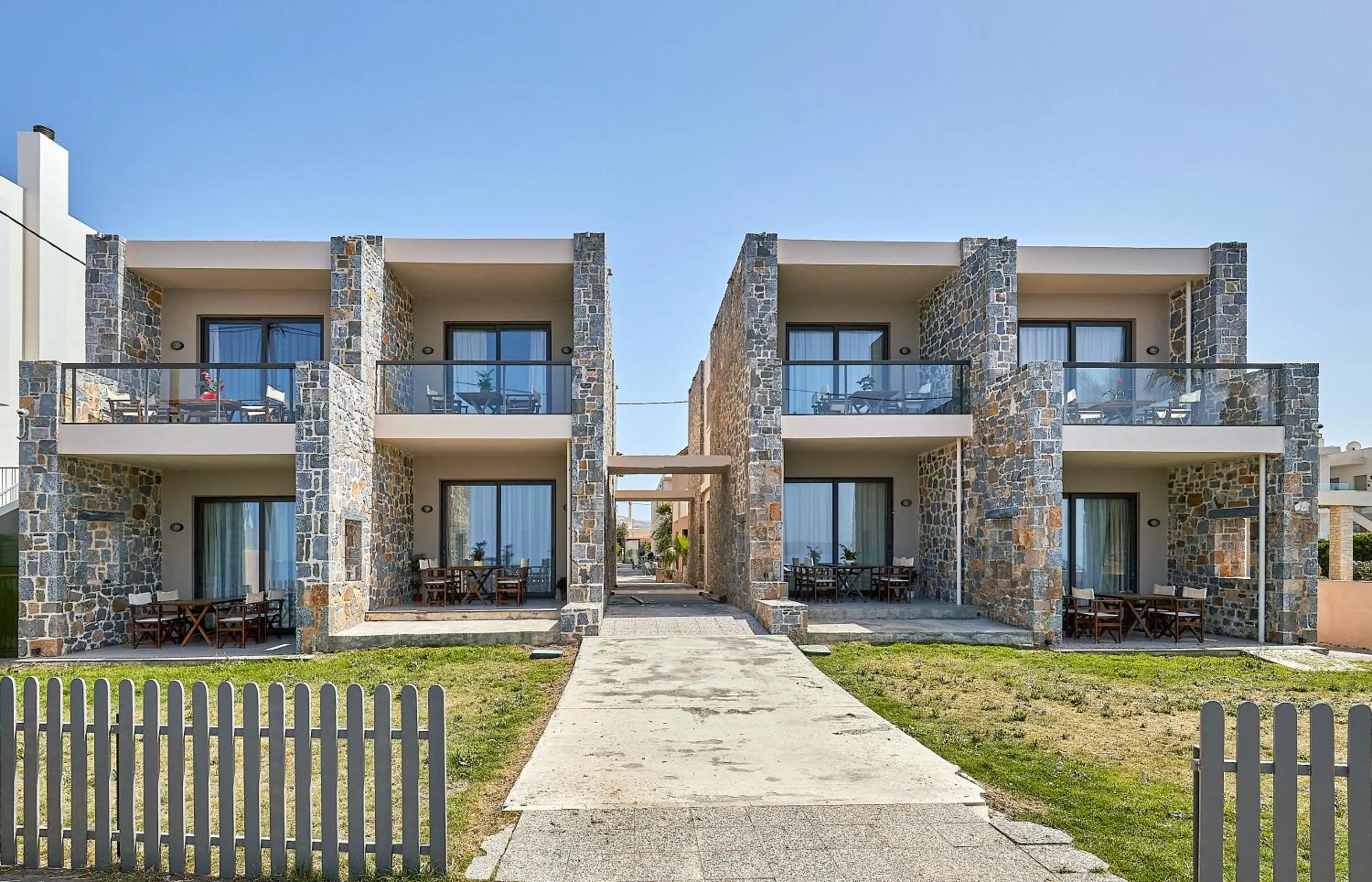 Property building in Creteco Hotel & Suites