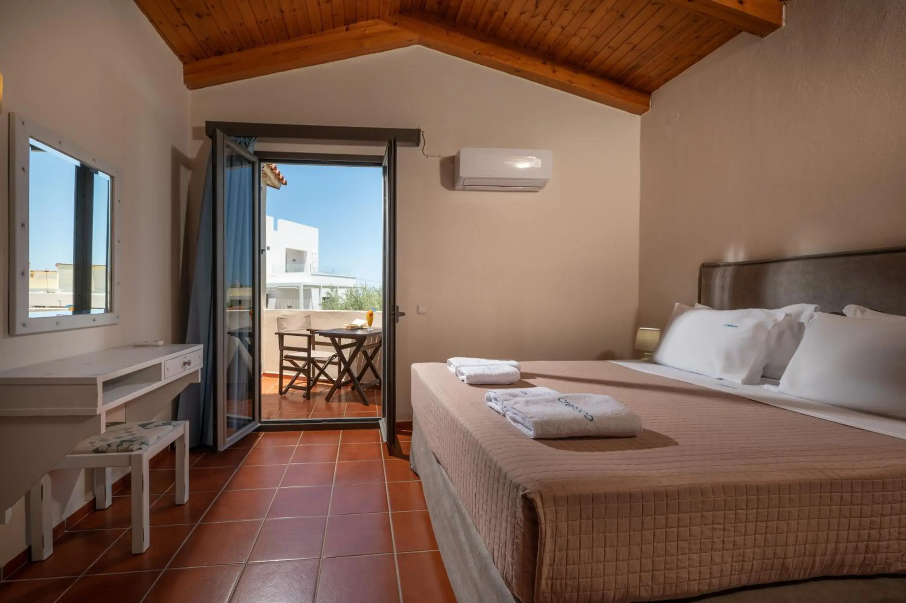 Traditional Maisonette in Creteco Hotel & Suites Traditional Maisonette in Creteco Hotel & Suites