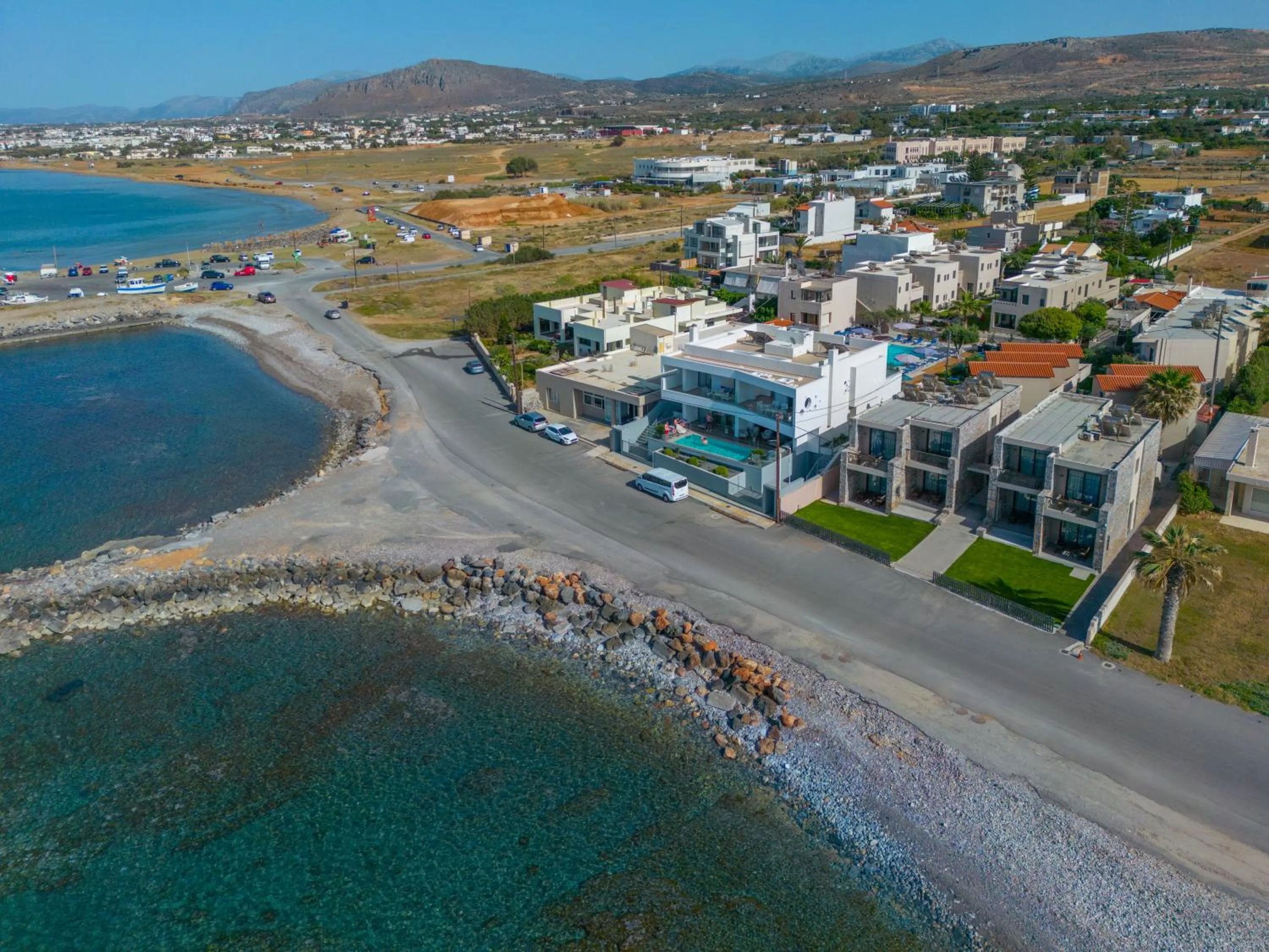 Property building in Creteco Hotel & Suites