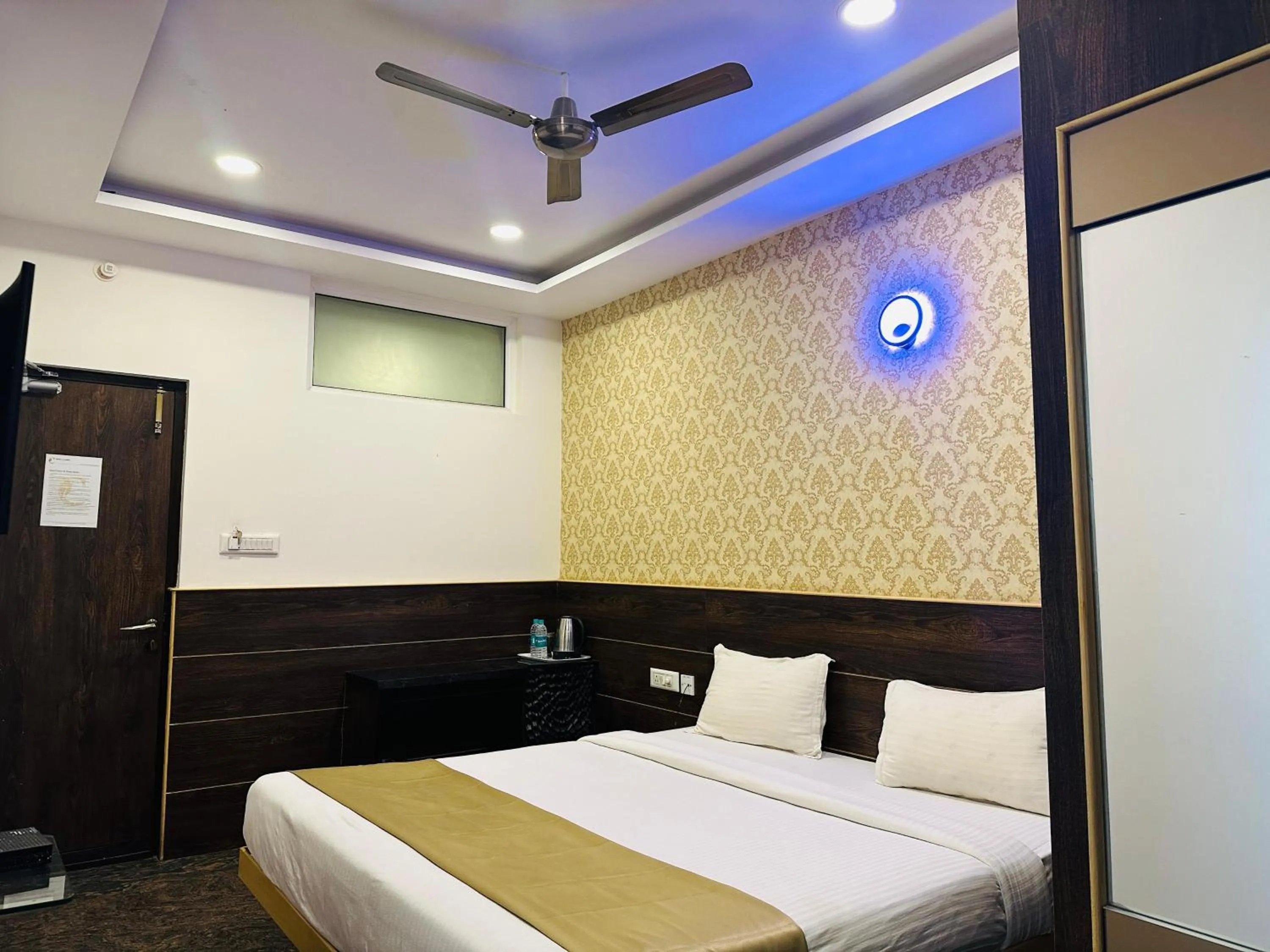 Bed in Hotel Classio Koramagala