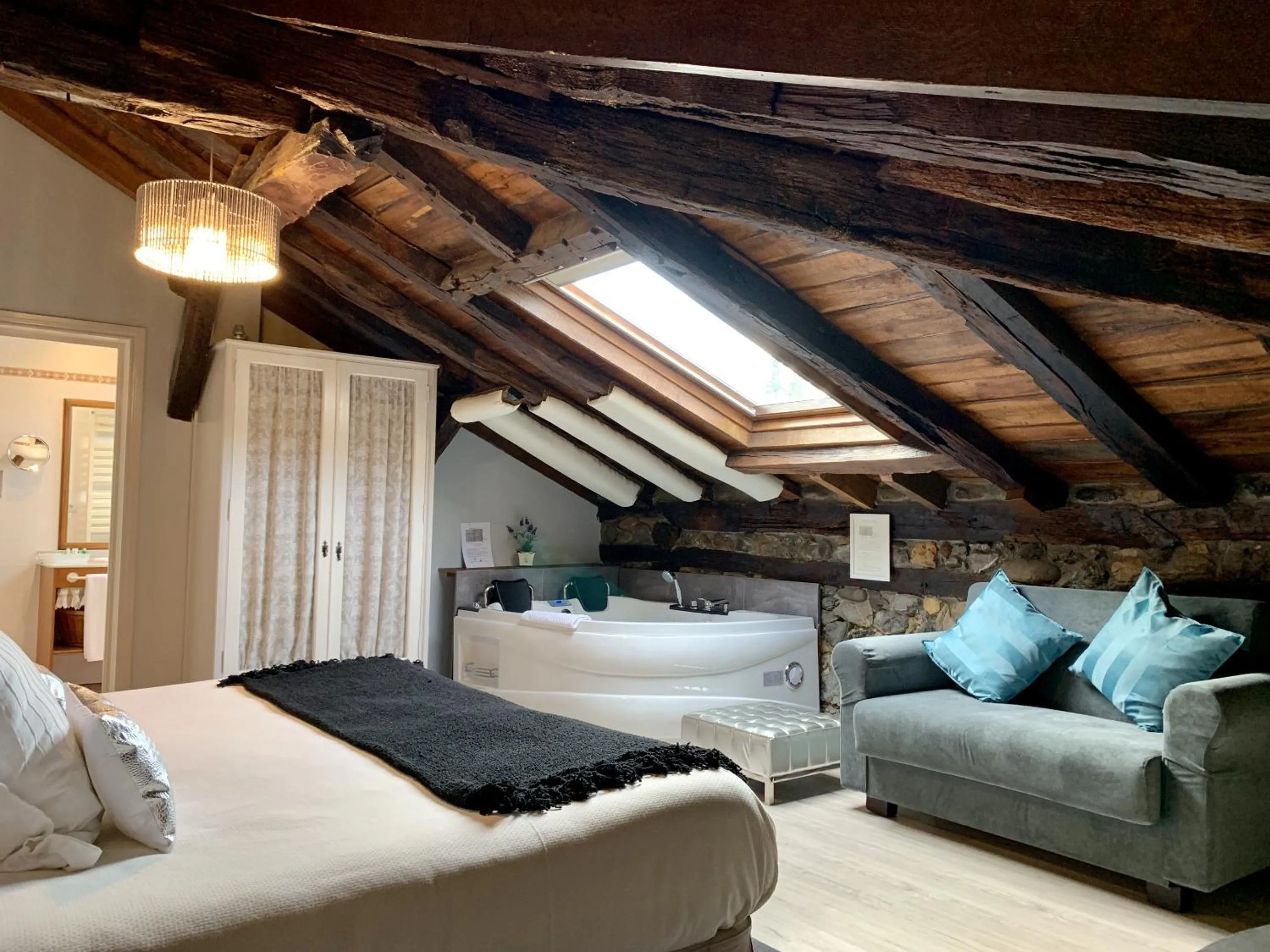 Bedroom, Bed in Akla Hotel Palacio Torre de Ruesga