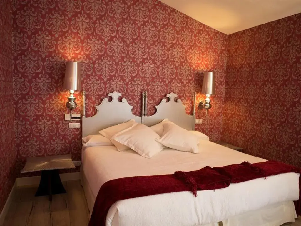 Bedroom, Bed in Akla Hotel Palacio Torre de Ruesga Bedroom, Bed in Akla Hotel Palacio Torre de Ruesga