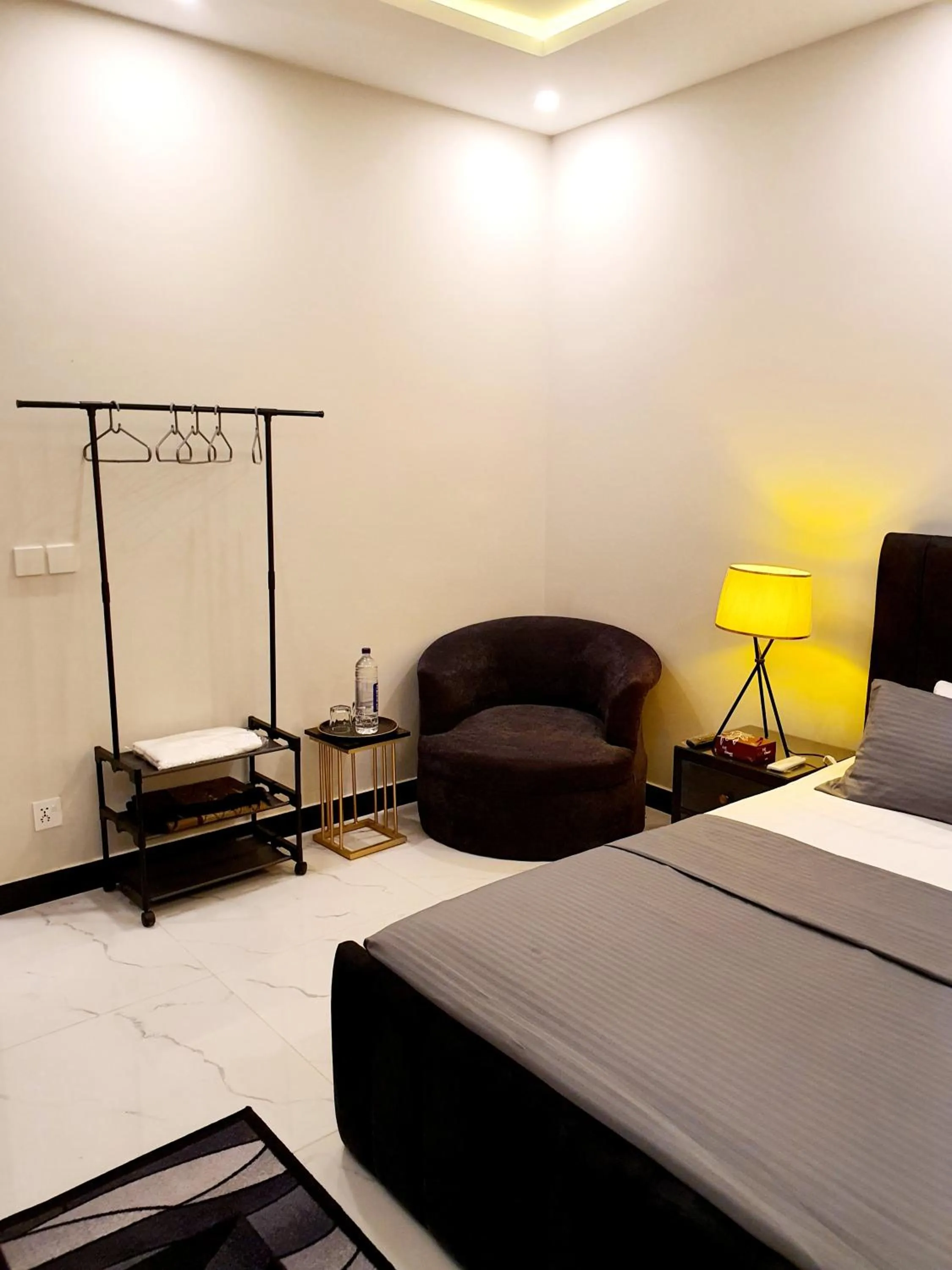 Bed in Riwayat Guest House