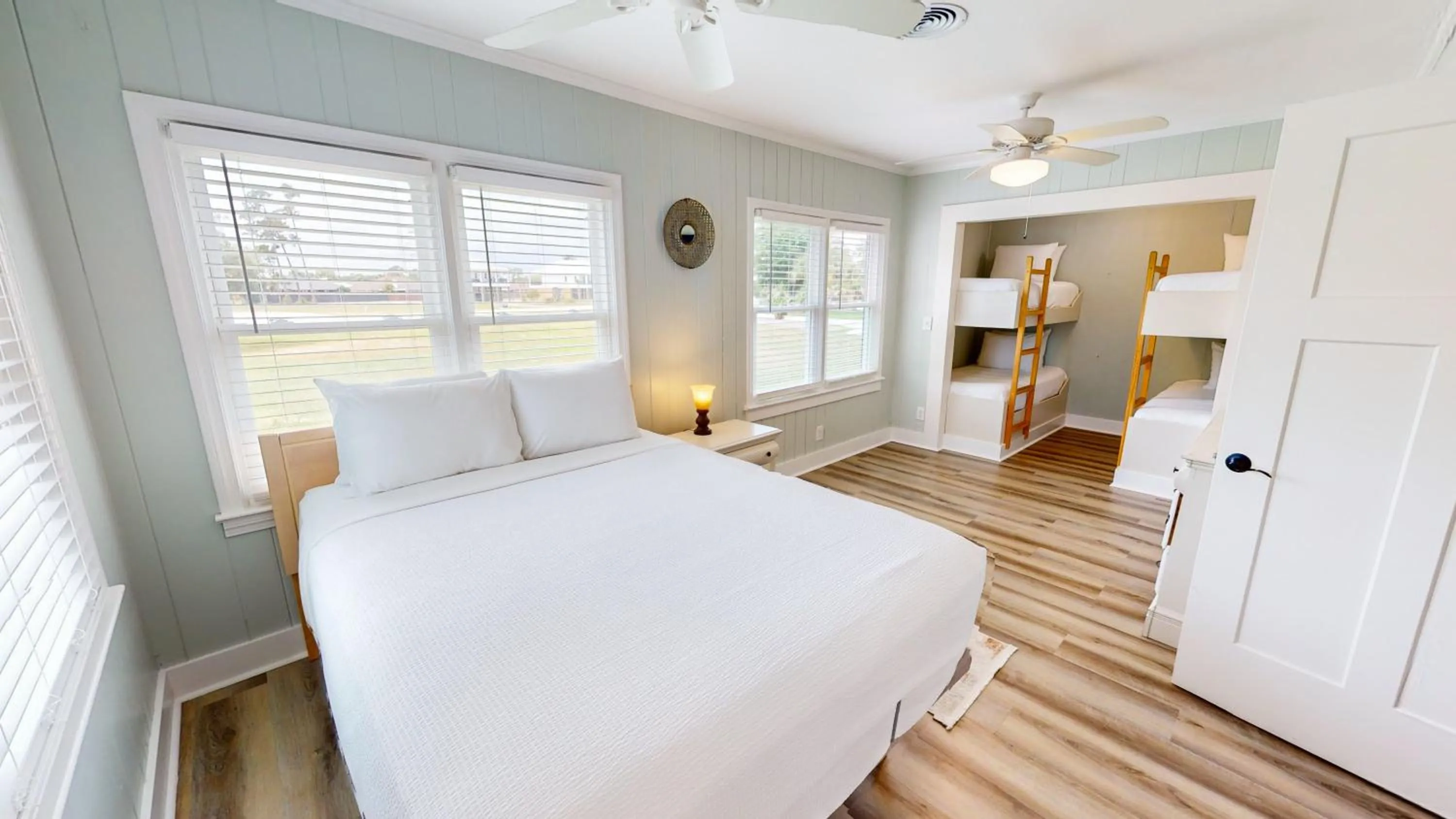 Bed in Recently Updated Home w/ Private Pier/Boat Slip