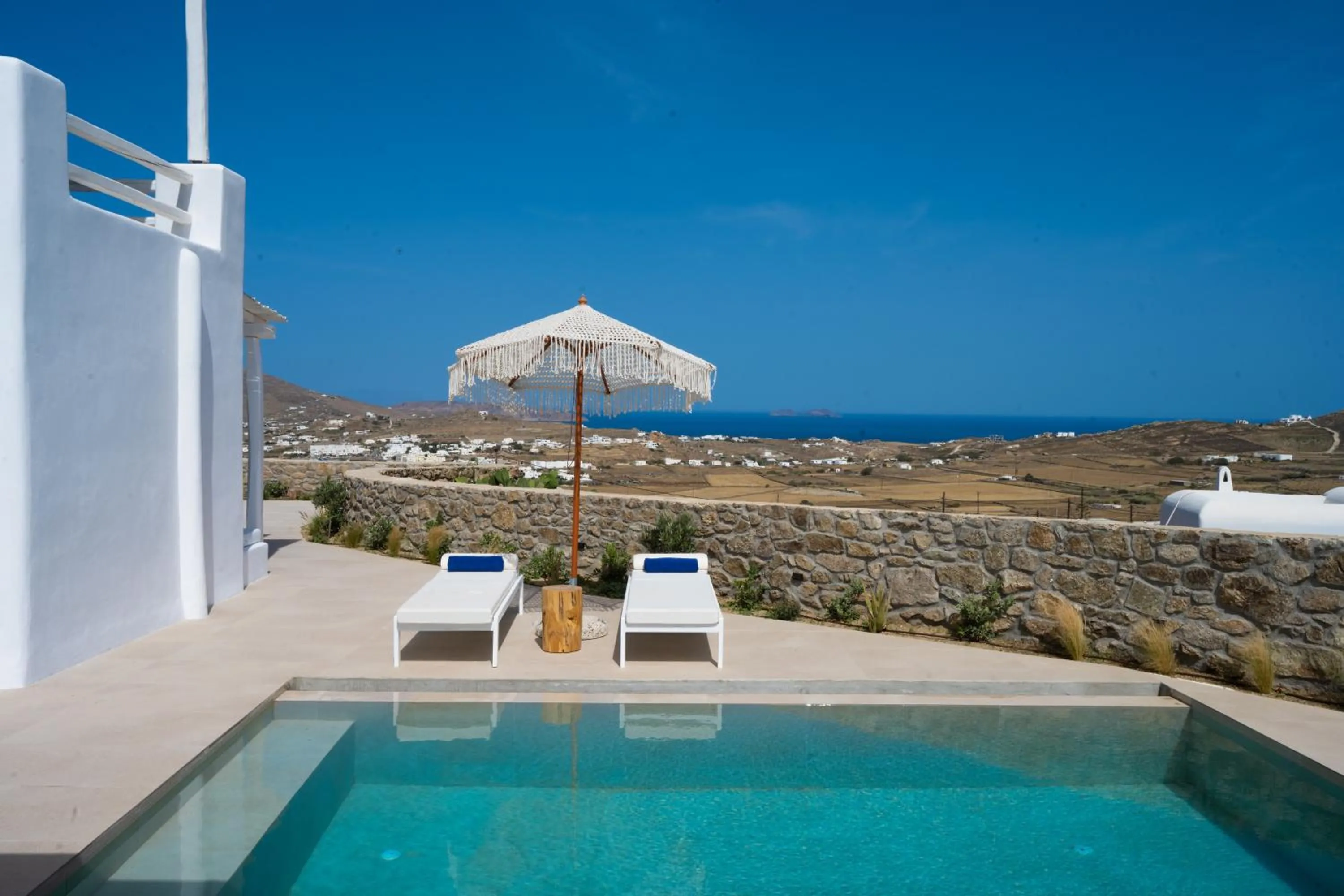 Sunrise Villa - Sea View Private Pools