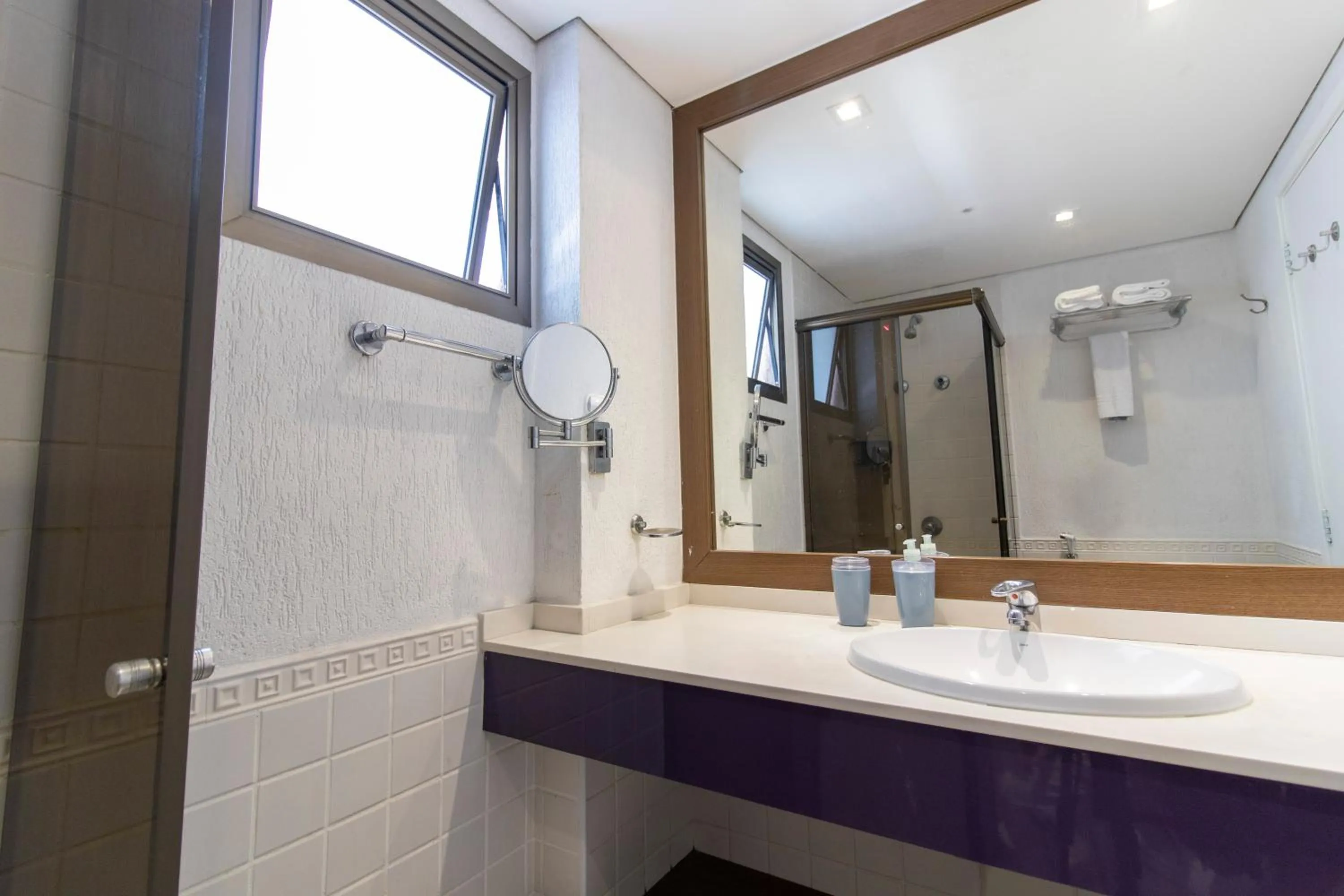 Bathroom in Anna Suites Arpoador