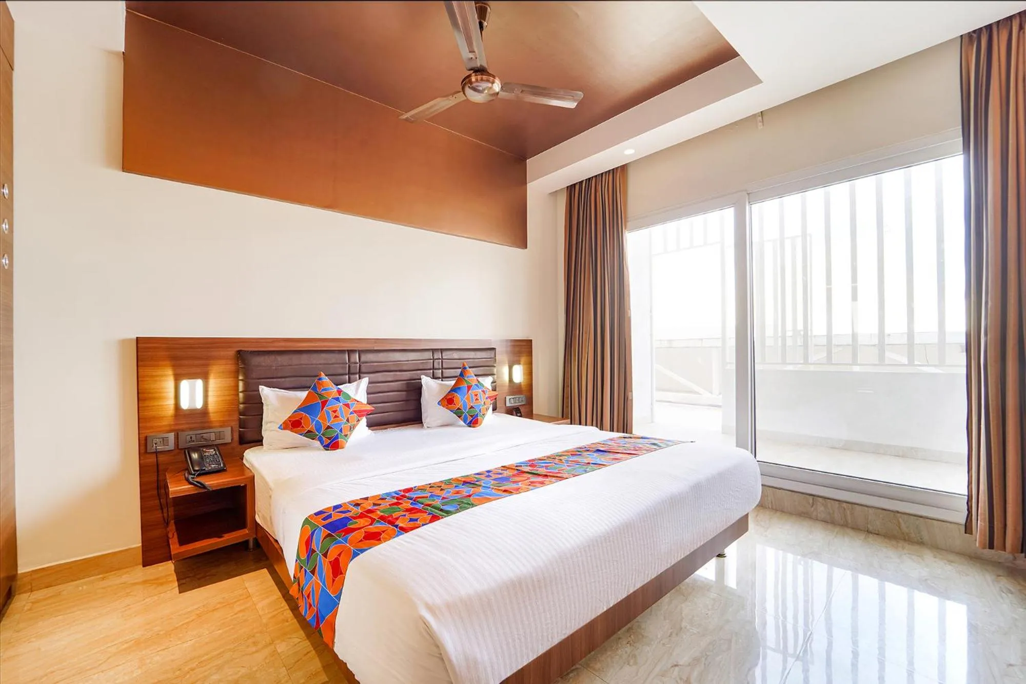 Bed in Oriva Nestlay Rooms Ramnad