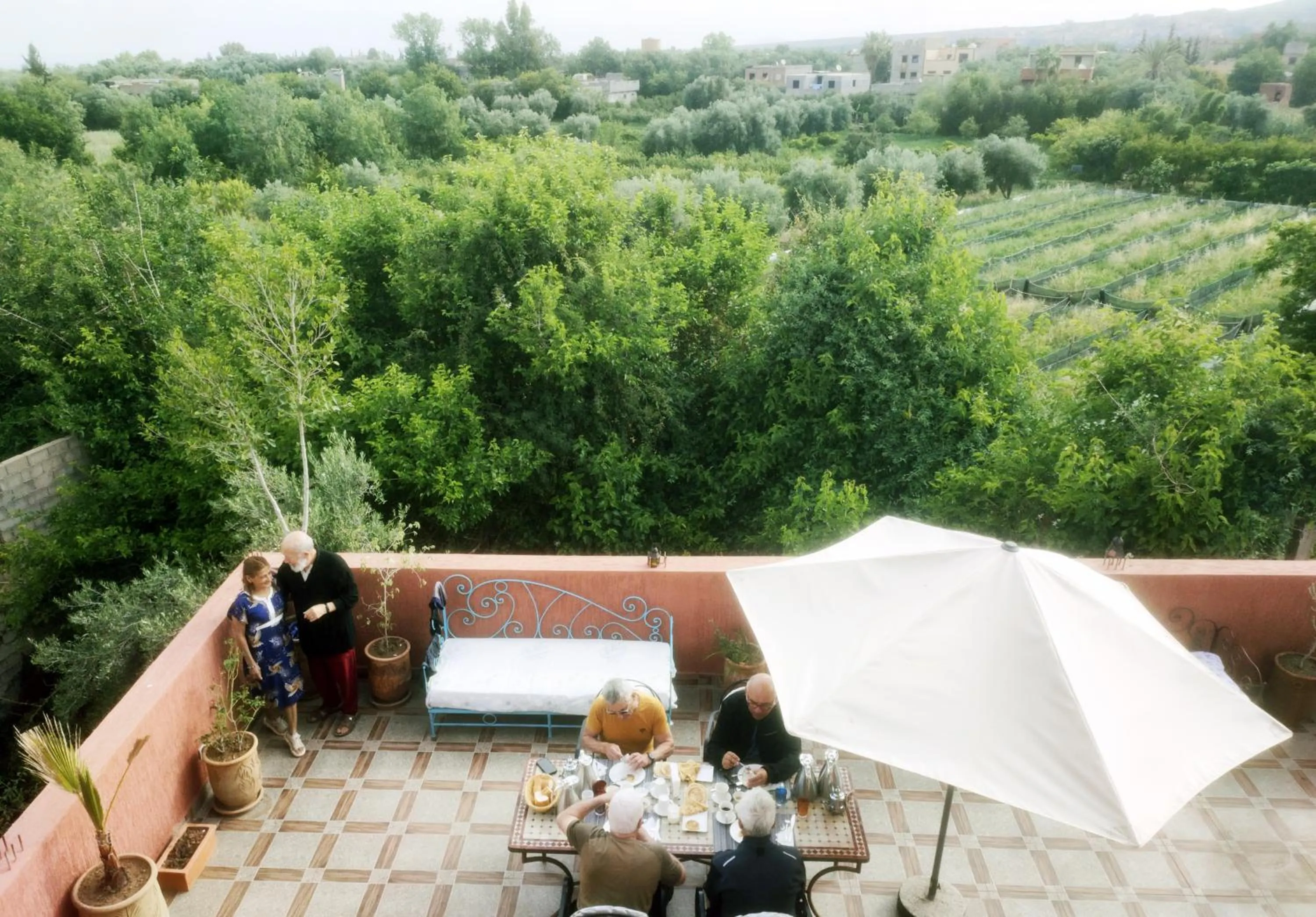 Patio in Hôtel Villa des étoiles