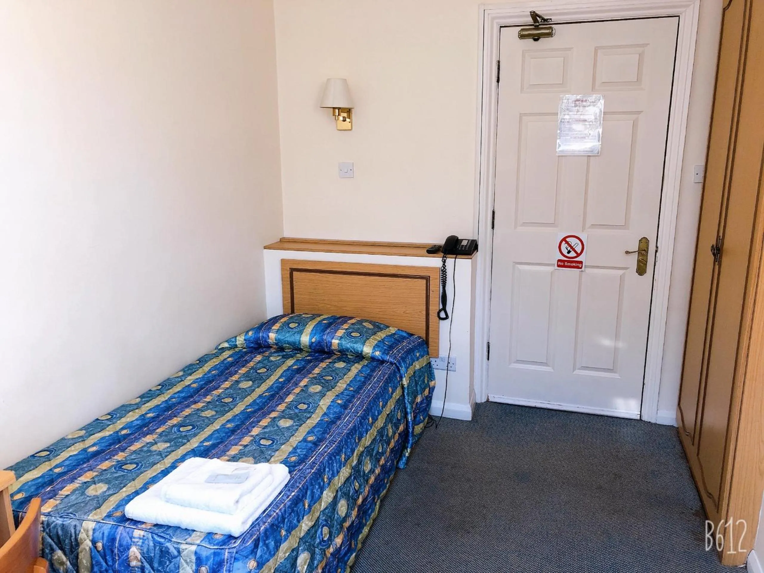 Bed in The Brompton Hotel