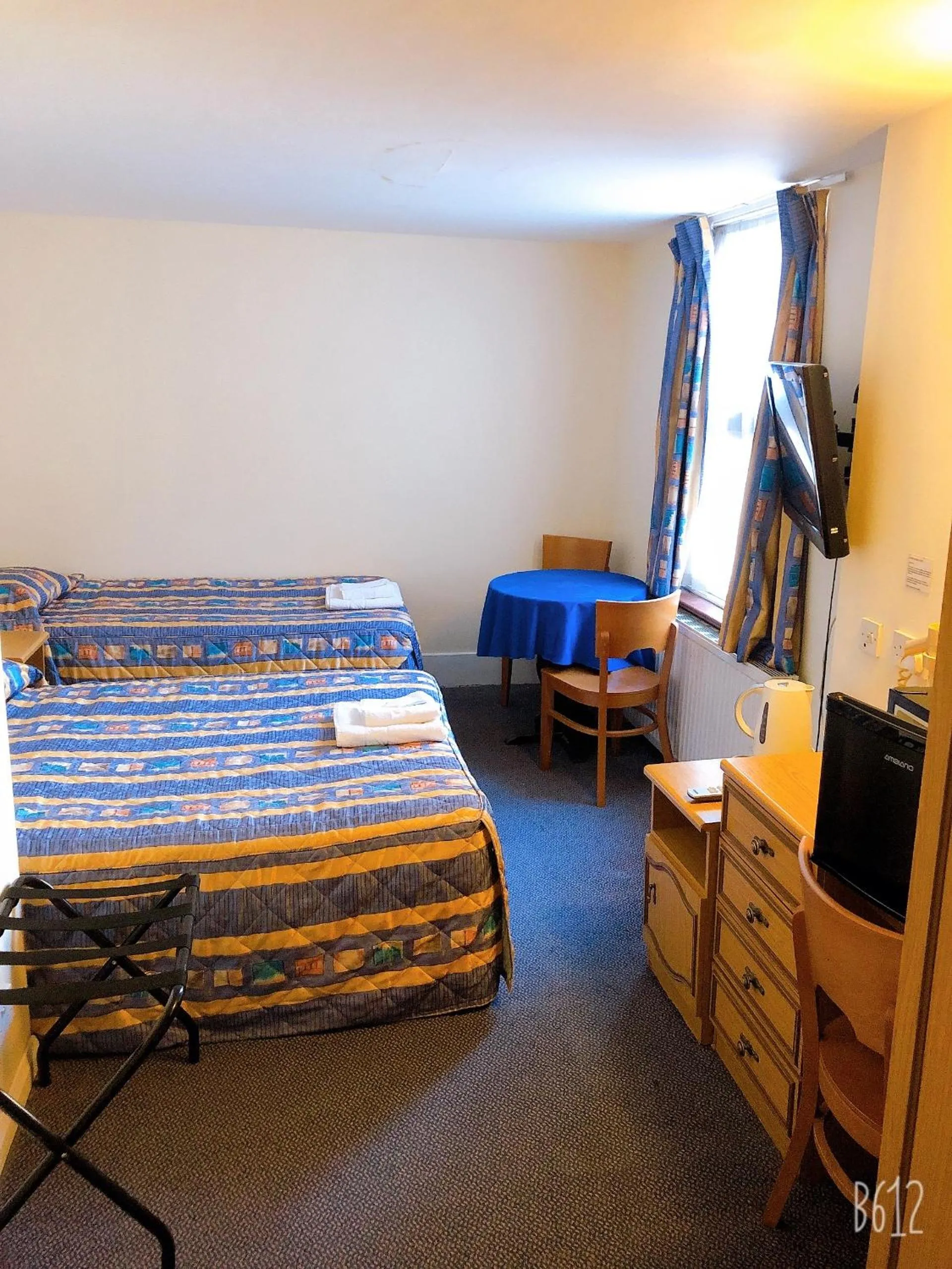 Bed in The Brompton Hotel