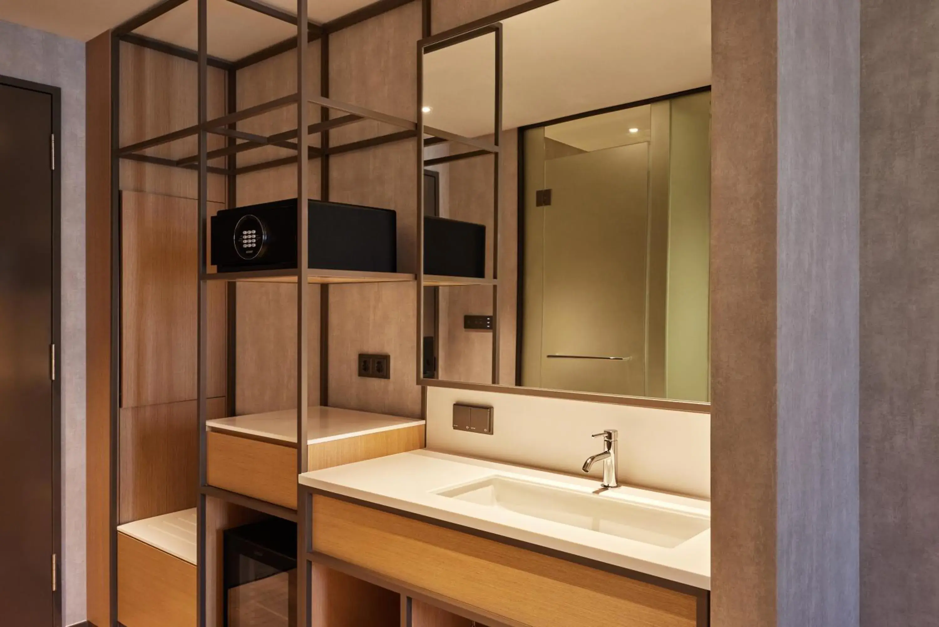 Bathroom in L7 HAEUNDAE by LOTTE HOTELS Bathroom in L7 HAEUNDAE by LOTTE HOTELS