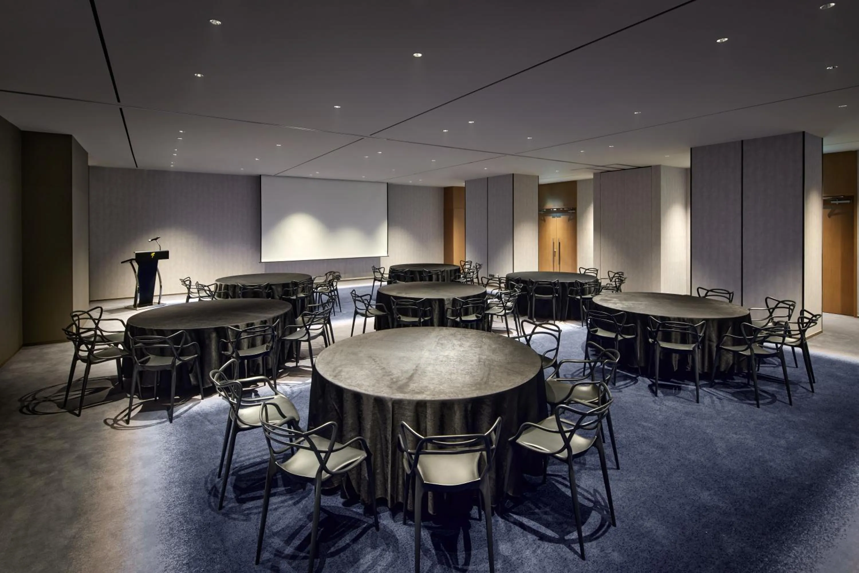 Meeting/conference room in L7 HAEUNDAE by LOTTE HOTELS