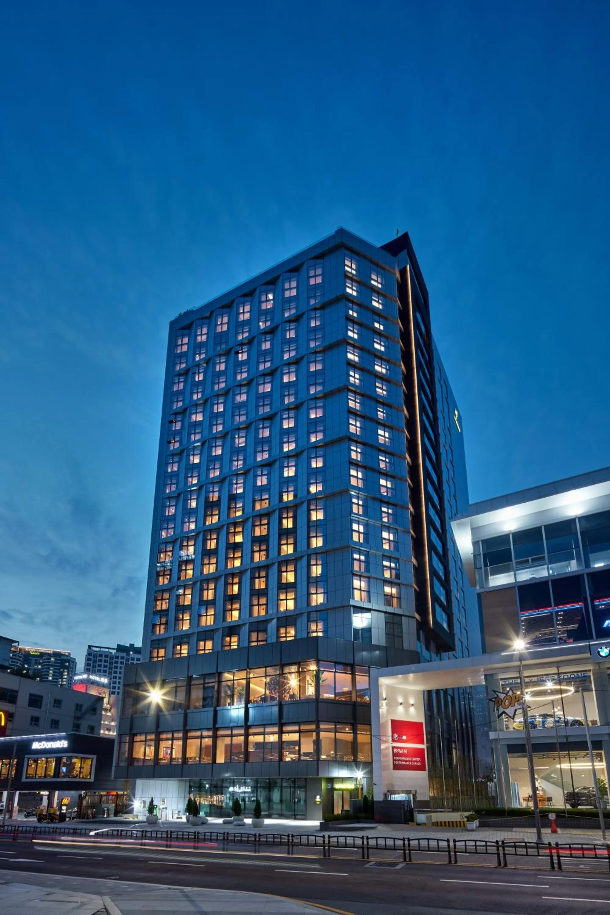 Property building in L7 HAEUNDAE by LOTTE HOTELS