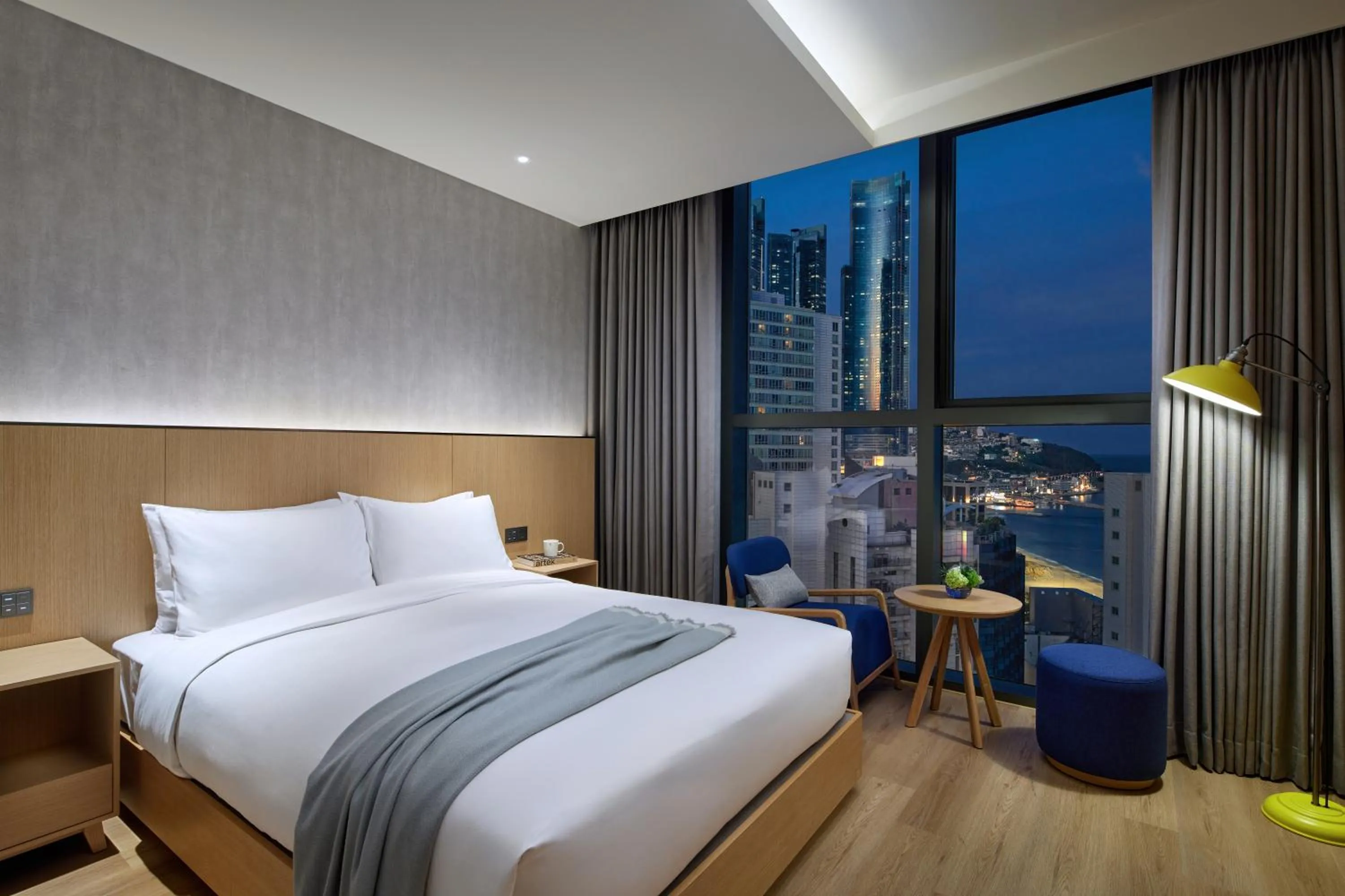 Bed in L7 HAEUNDAE by LOTTE HOTELS