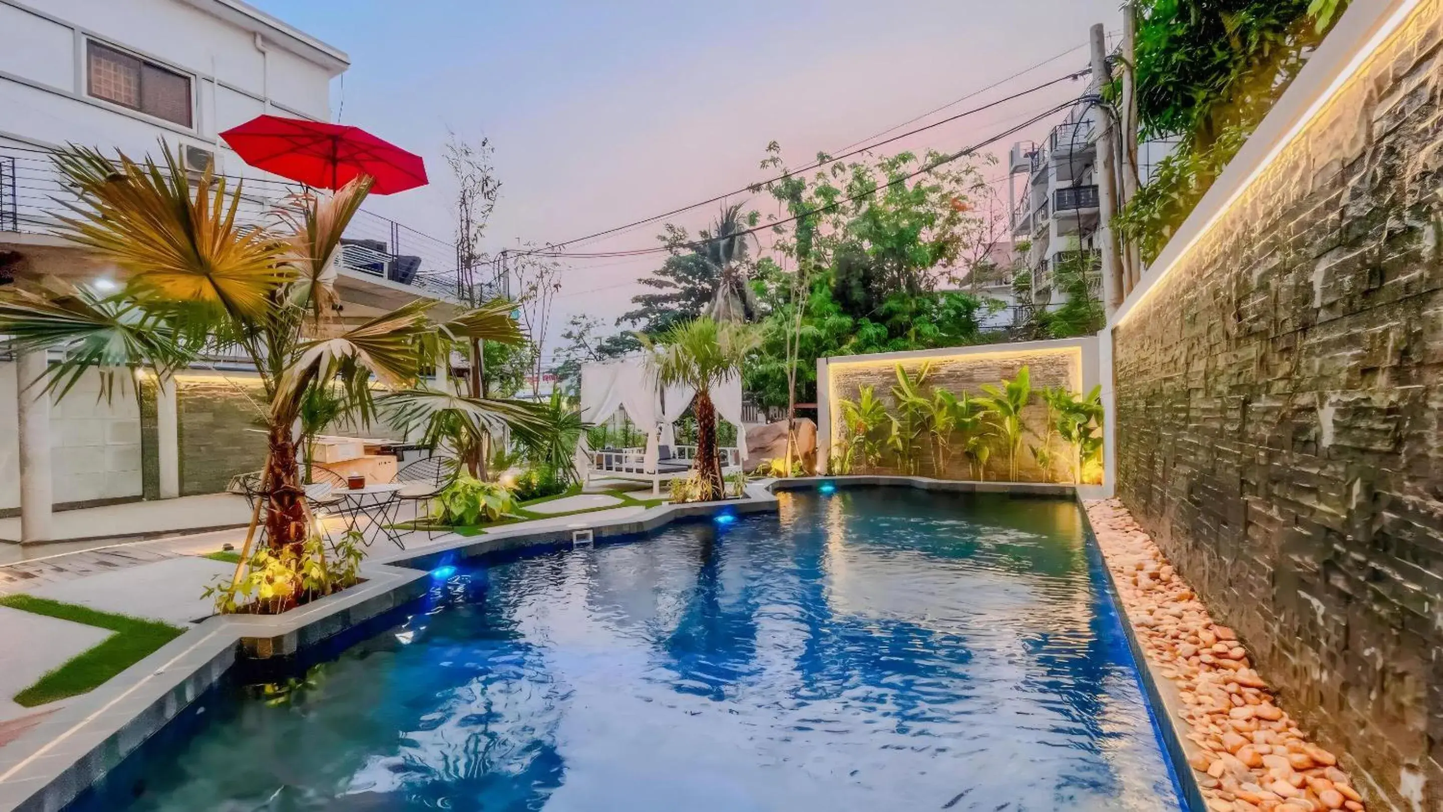 Swimming pool in The Luxury Swimming pool in The Luxury