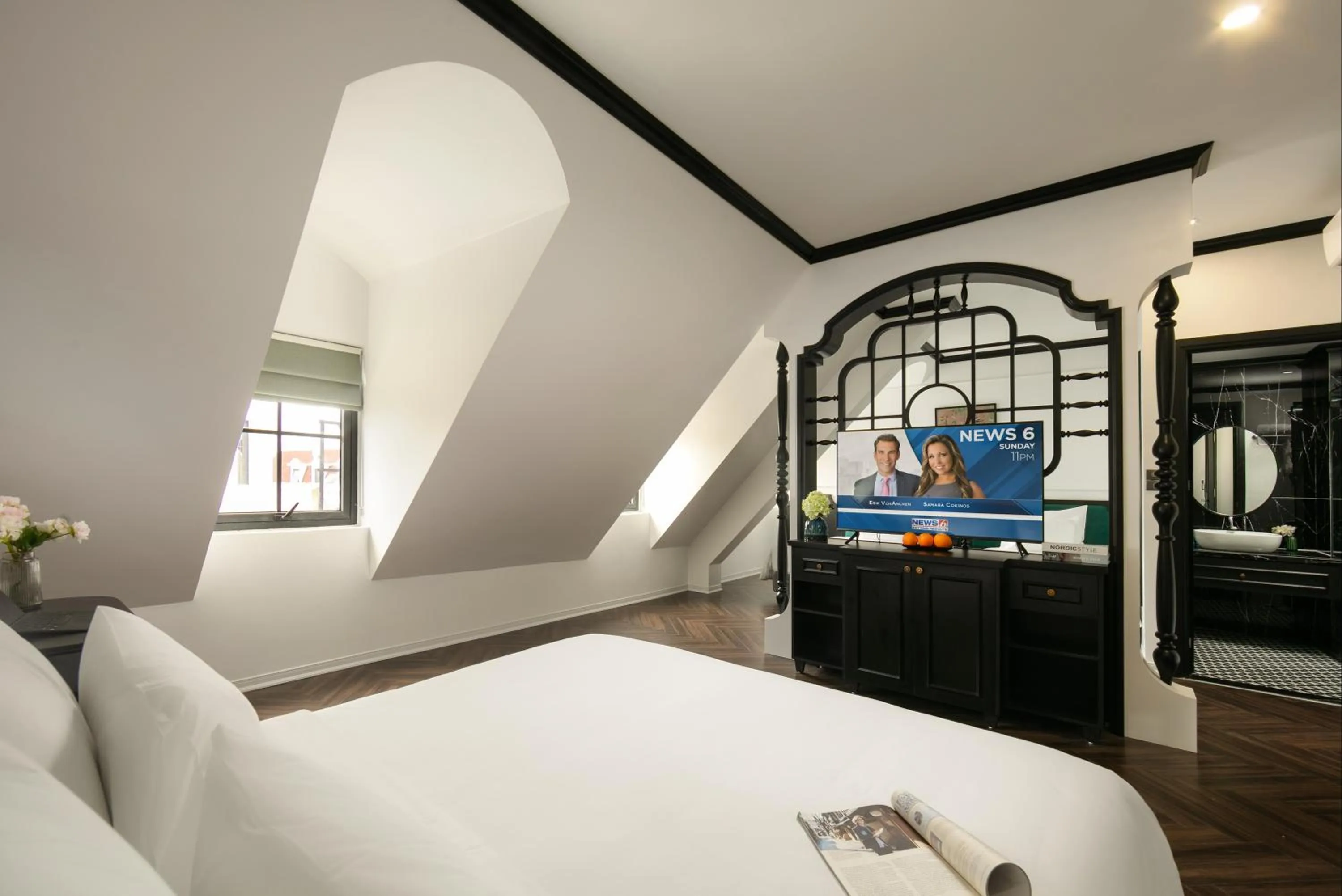 Bedroom, Bed in Elegant Boutique Hotel Ha Long