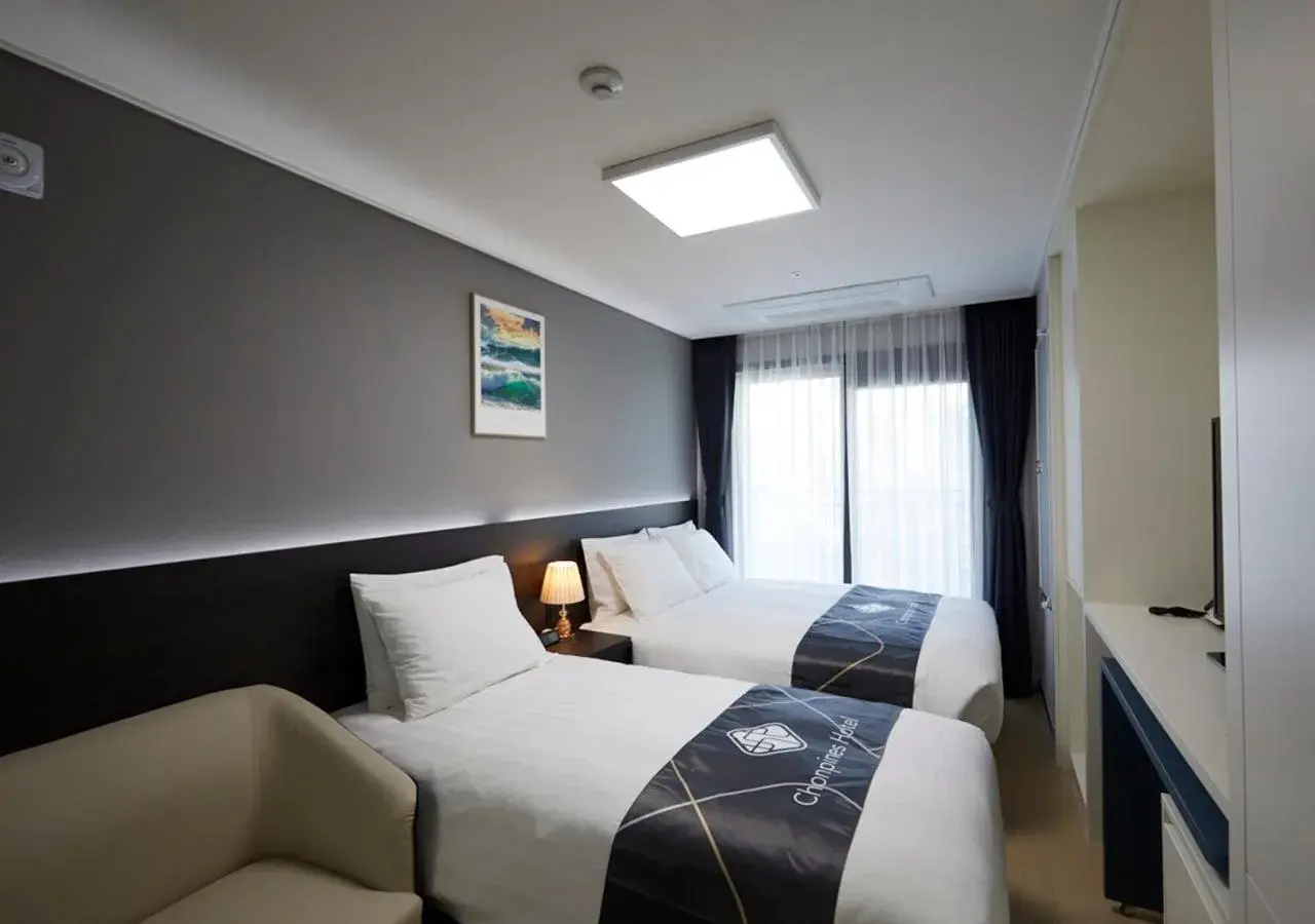 Bed in Sokcho Chonpines Beach Hotel Bed in Sokcho Chonpines Beach Hotel