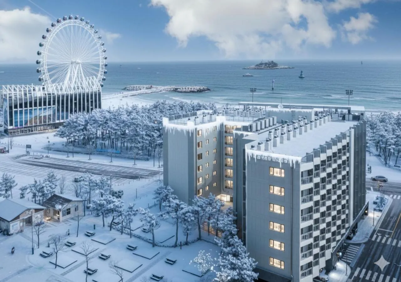 Property building in Sokcho Chonpines Beach Hotel