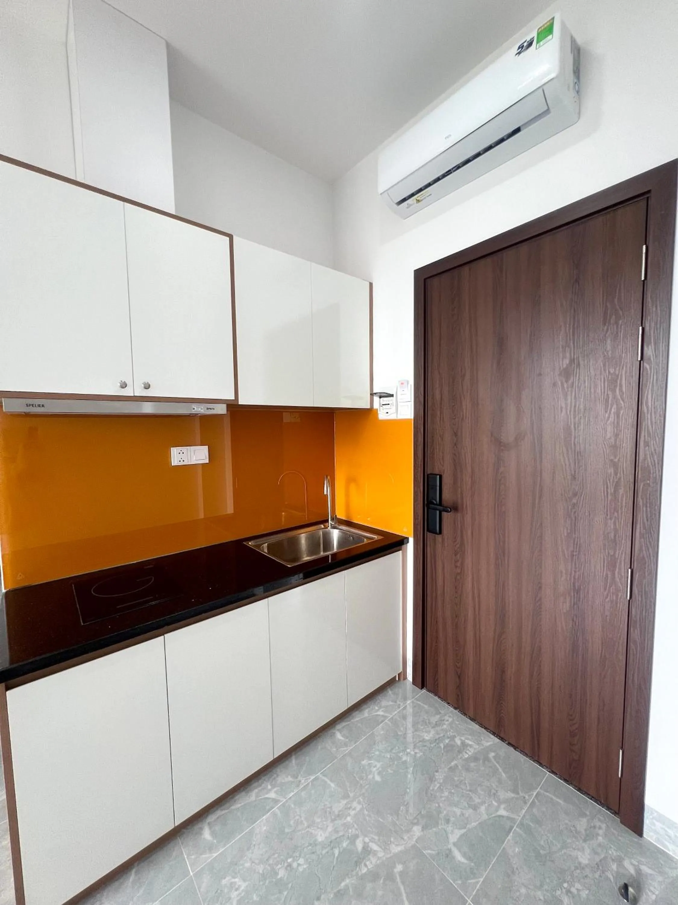 Kitchen or kitchenette in Sea Flower Homestay