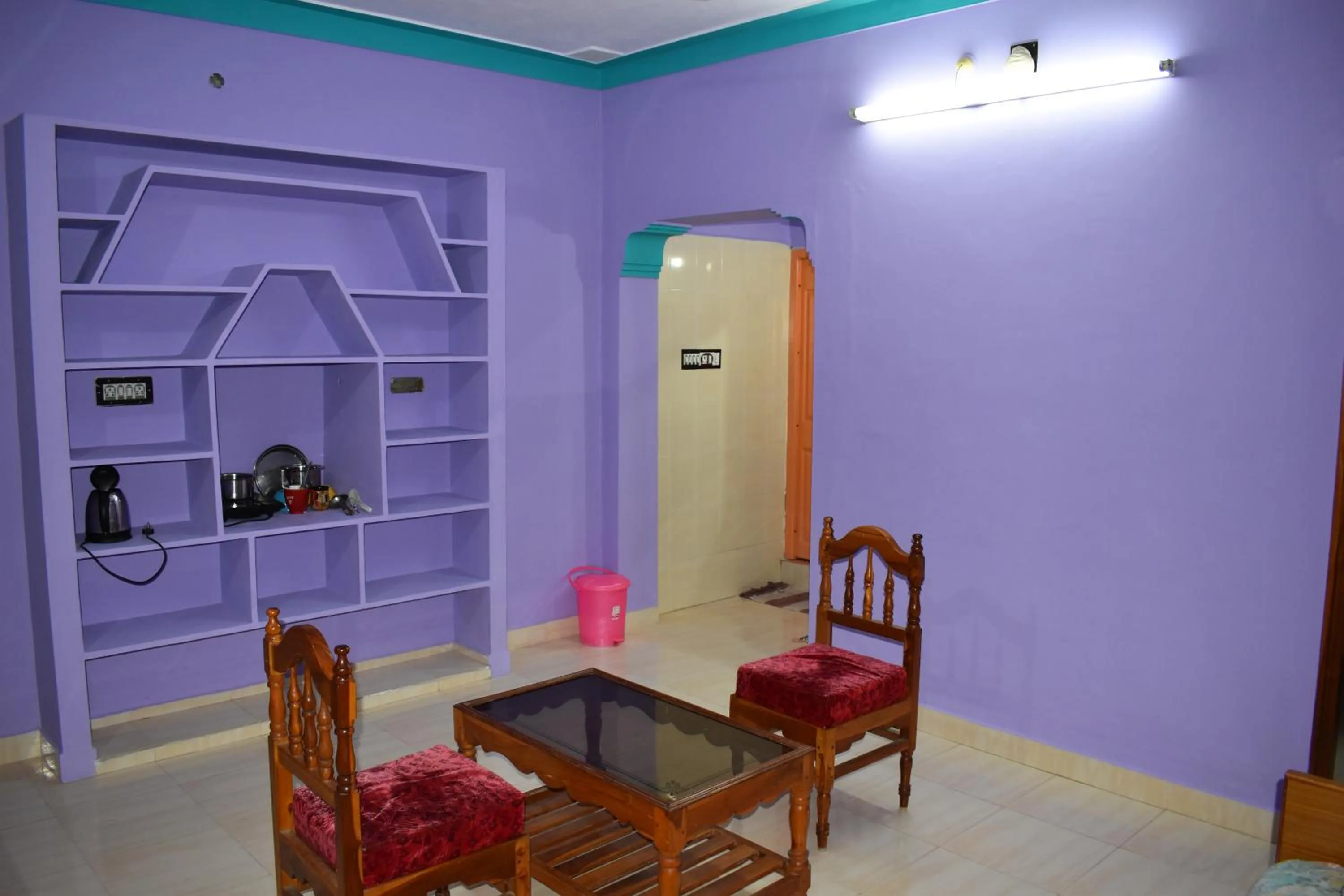 Living room in Rainbow Guest House