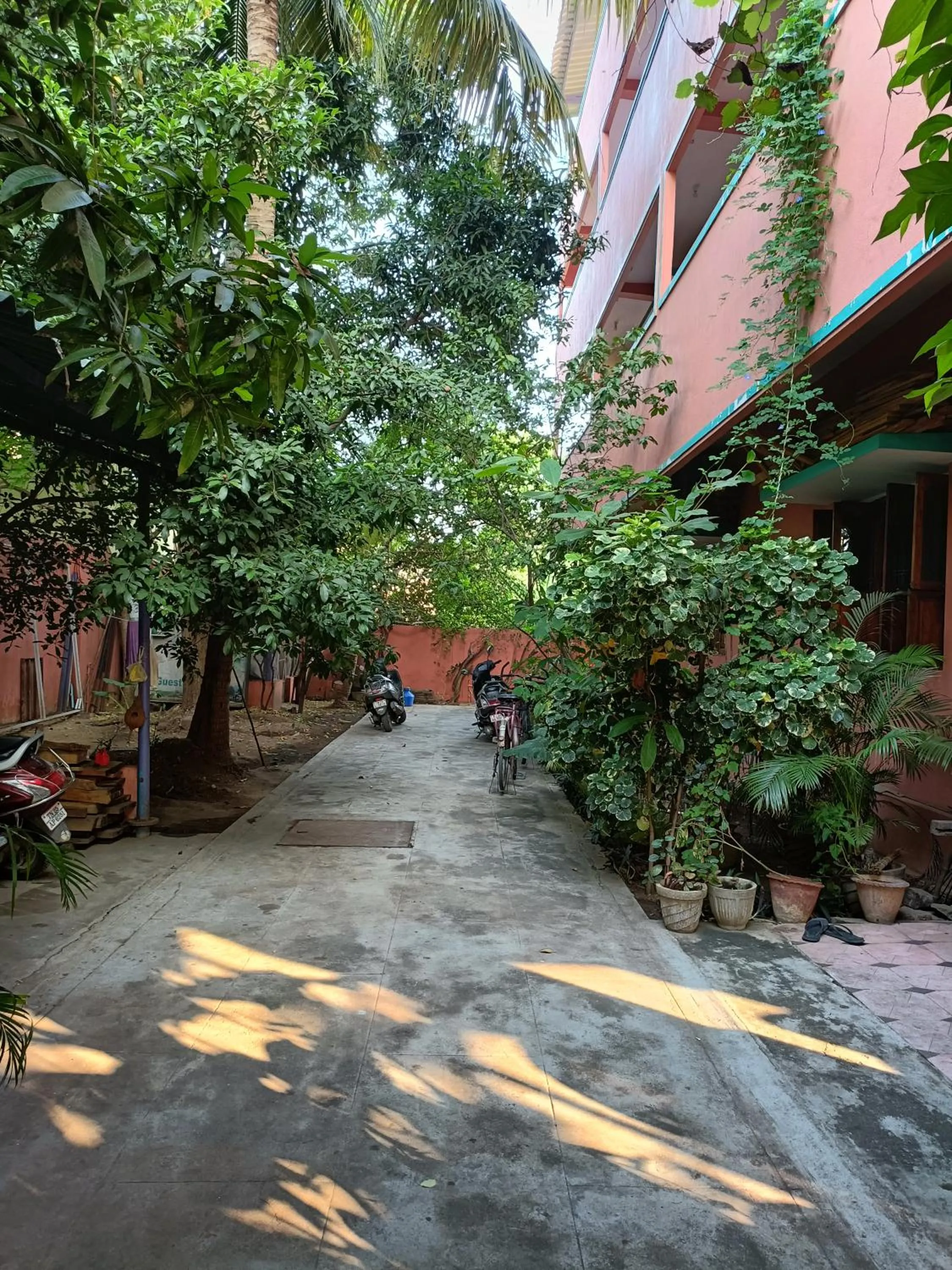 Facade/entrance in Rainbow Guest House